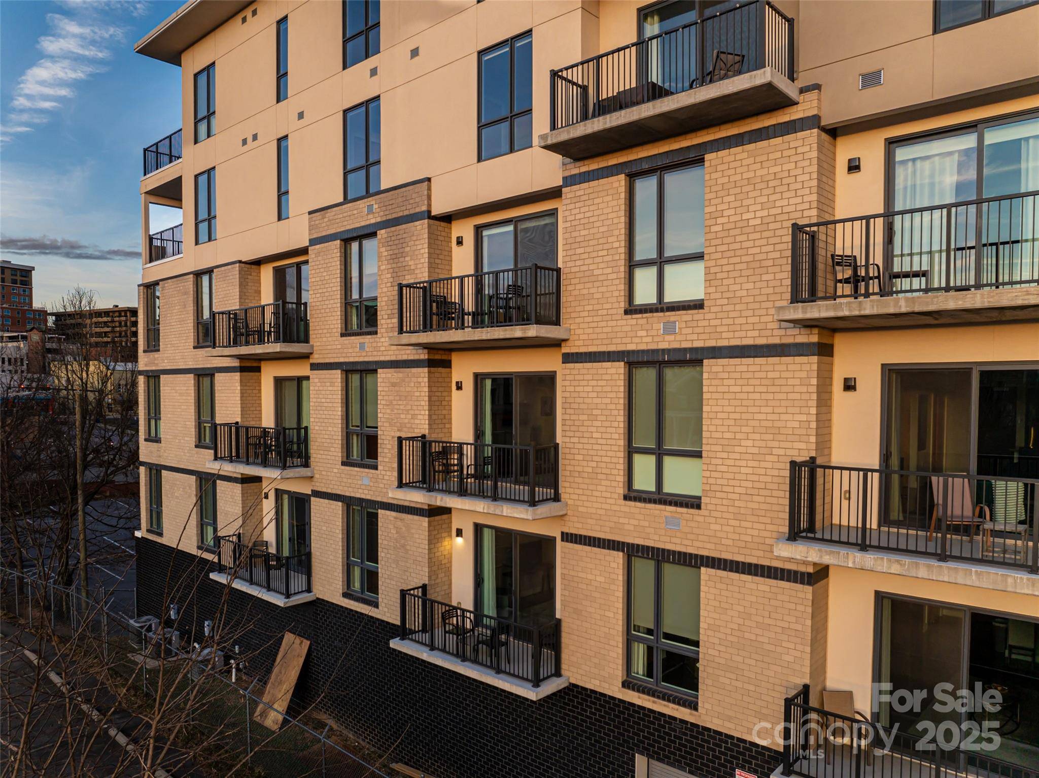 45 Asheland AVE #302, Asheville, NC 28801