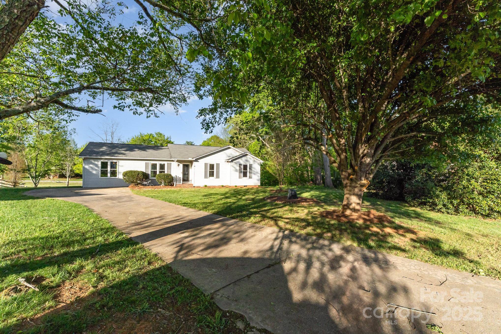 341 Cline DR, Salisbury, NC 28146