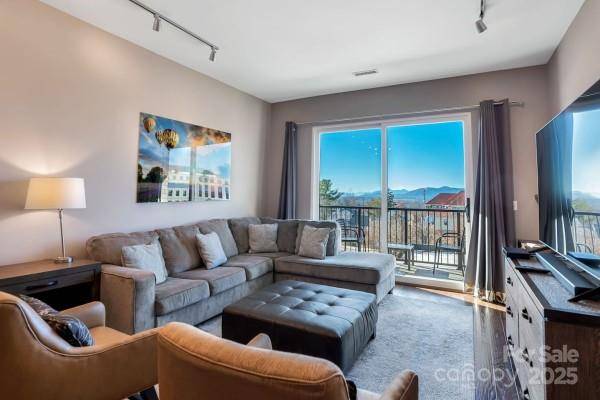45 Asheland AVE #500, Asheville, NC 28801