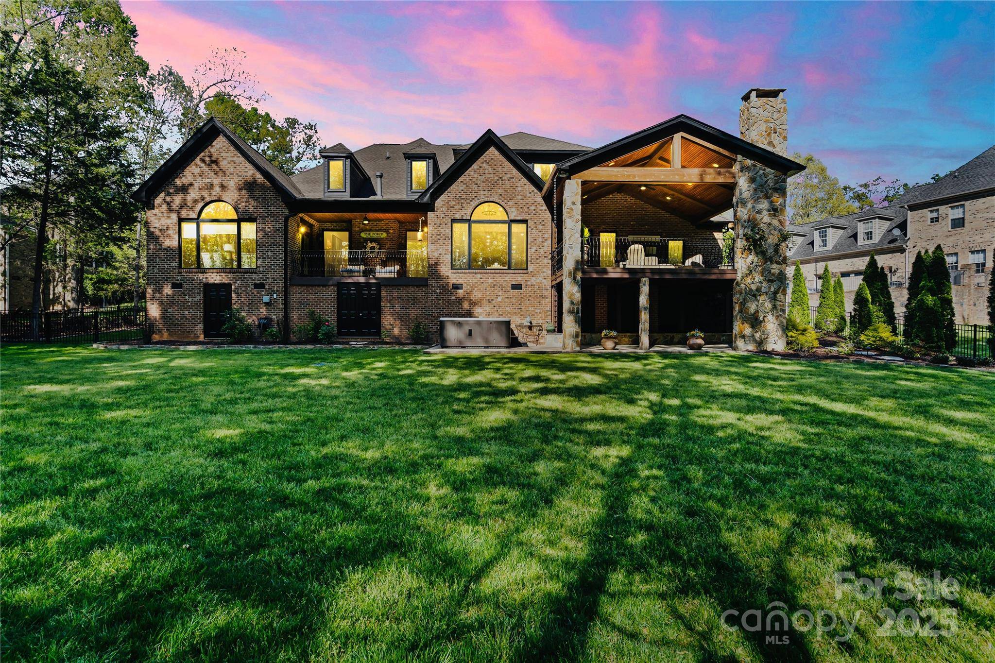 1614 Shimron LN, Waxhaw, NC 28173