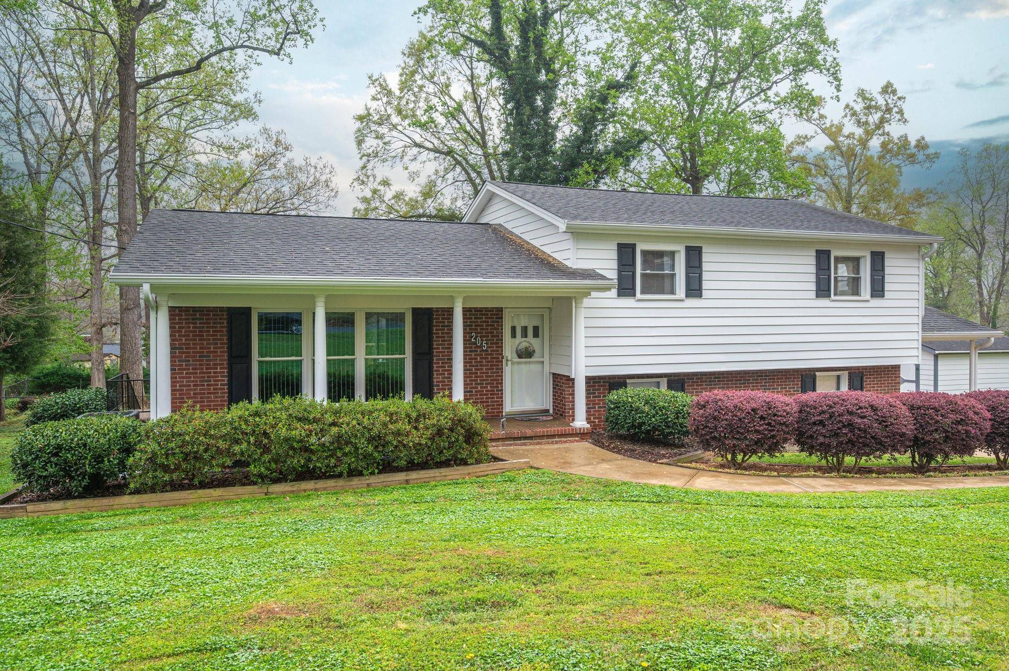 205 Gamble AVE, Bessemer City, NC 28052