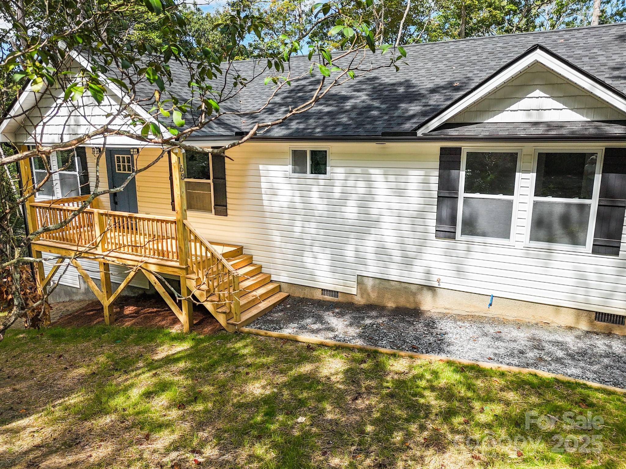 168 Erwin Hill DR, Etowah, NC 28729