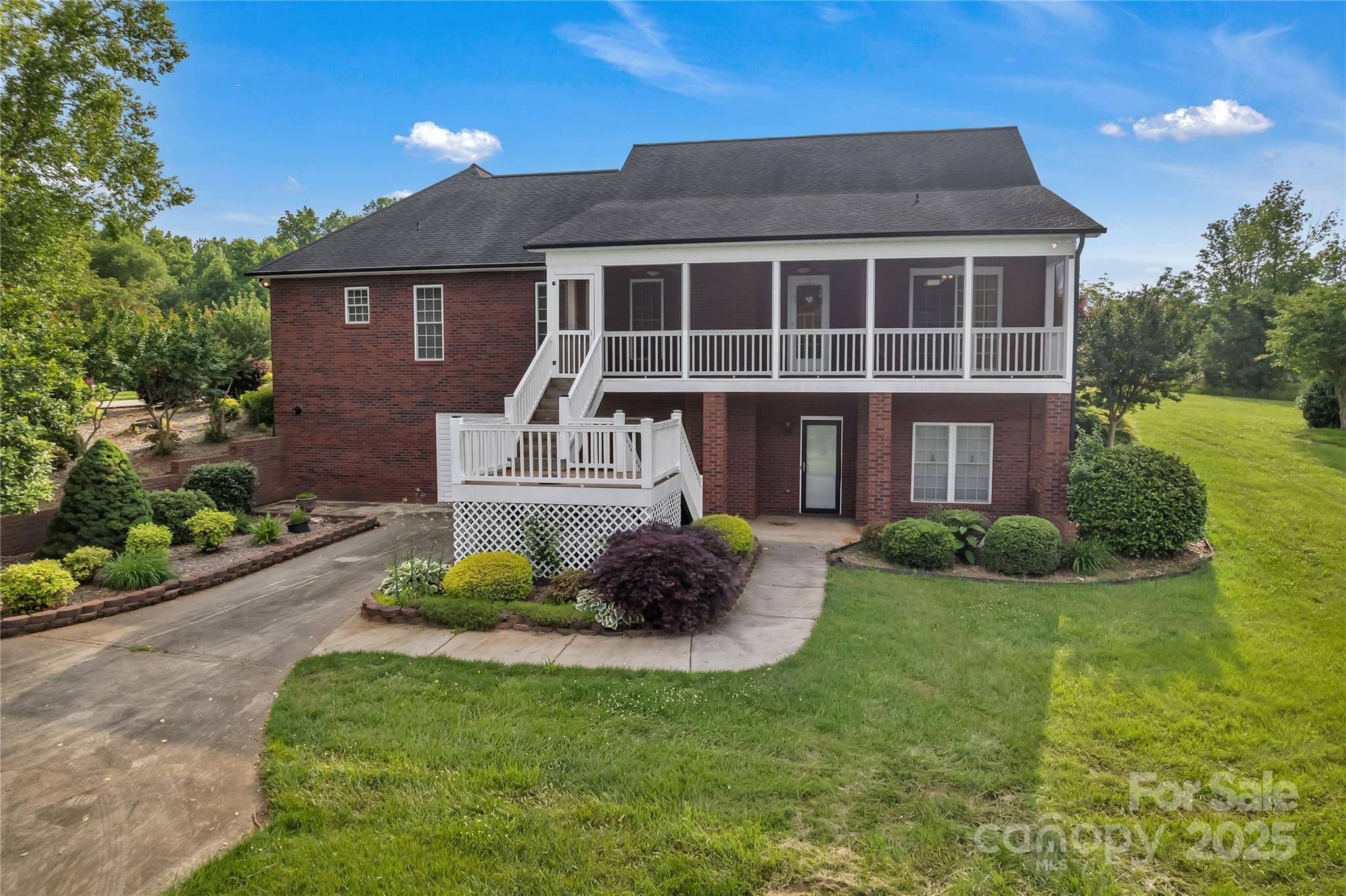 814 Settlers DR, Cherryville, NC 28021