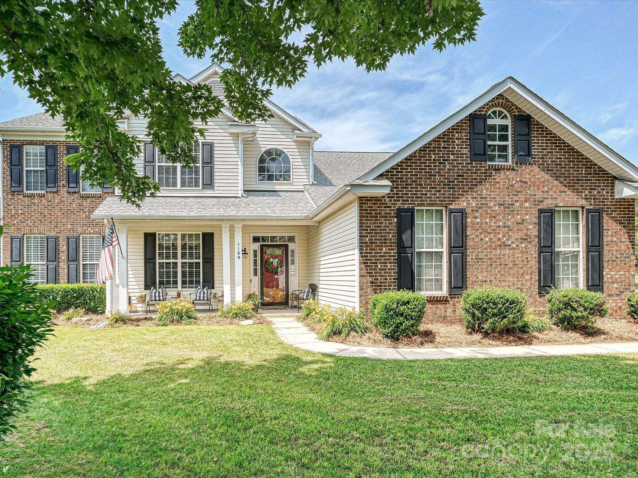 1109 Woodwinds DR, Waxhaw, NC 28173