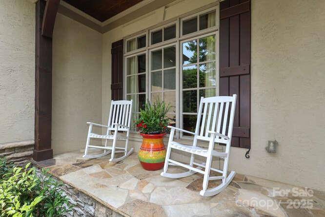 1103 Mapesbury LN, Waxhaw, NC 28173