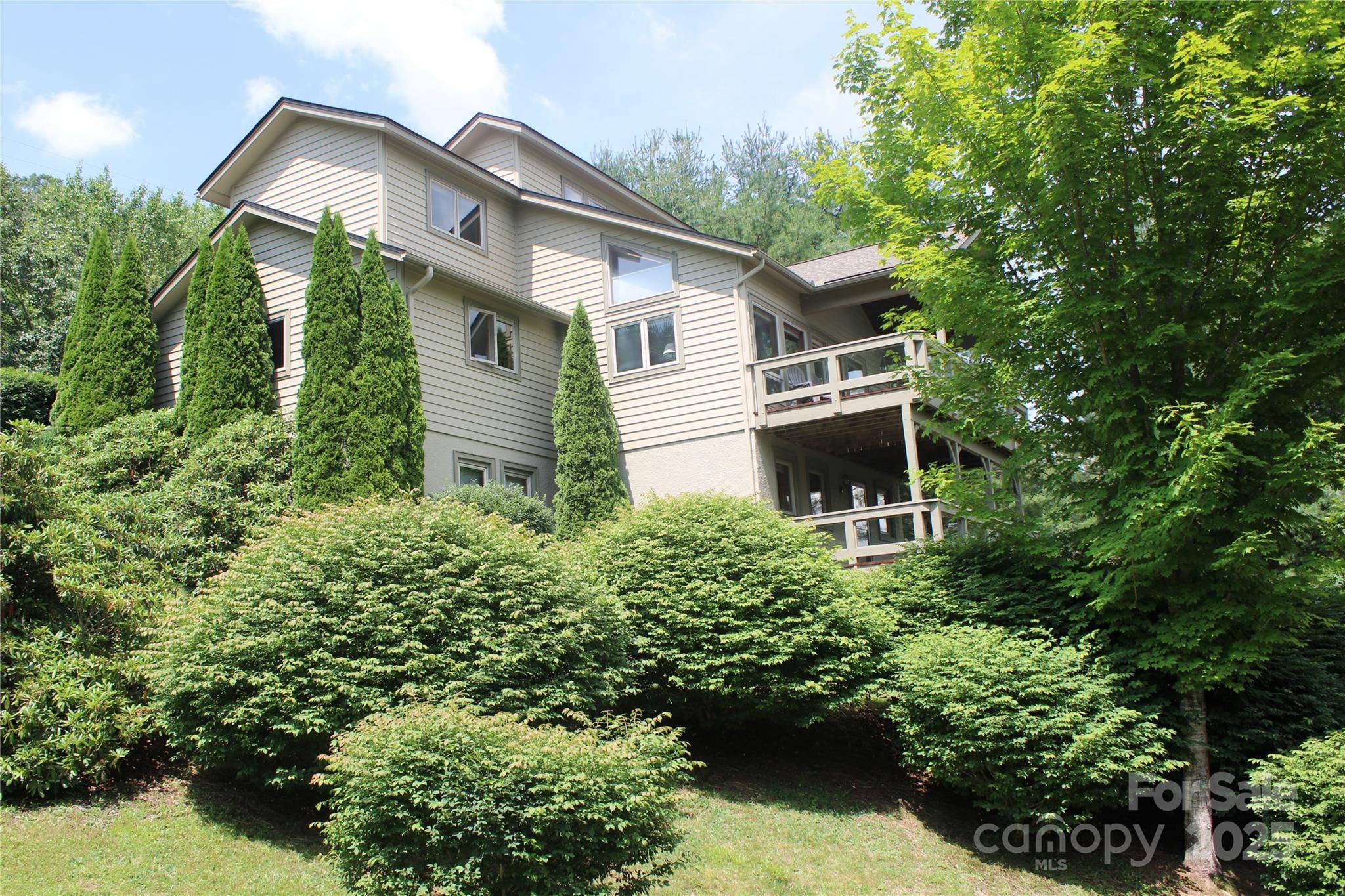 372 Silver Springs DR #20, Banner Elk, NC 28604