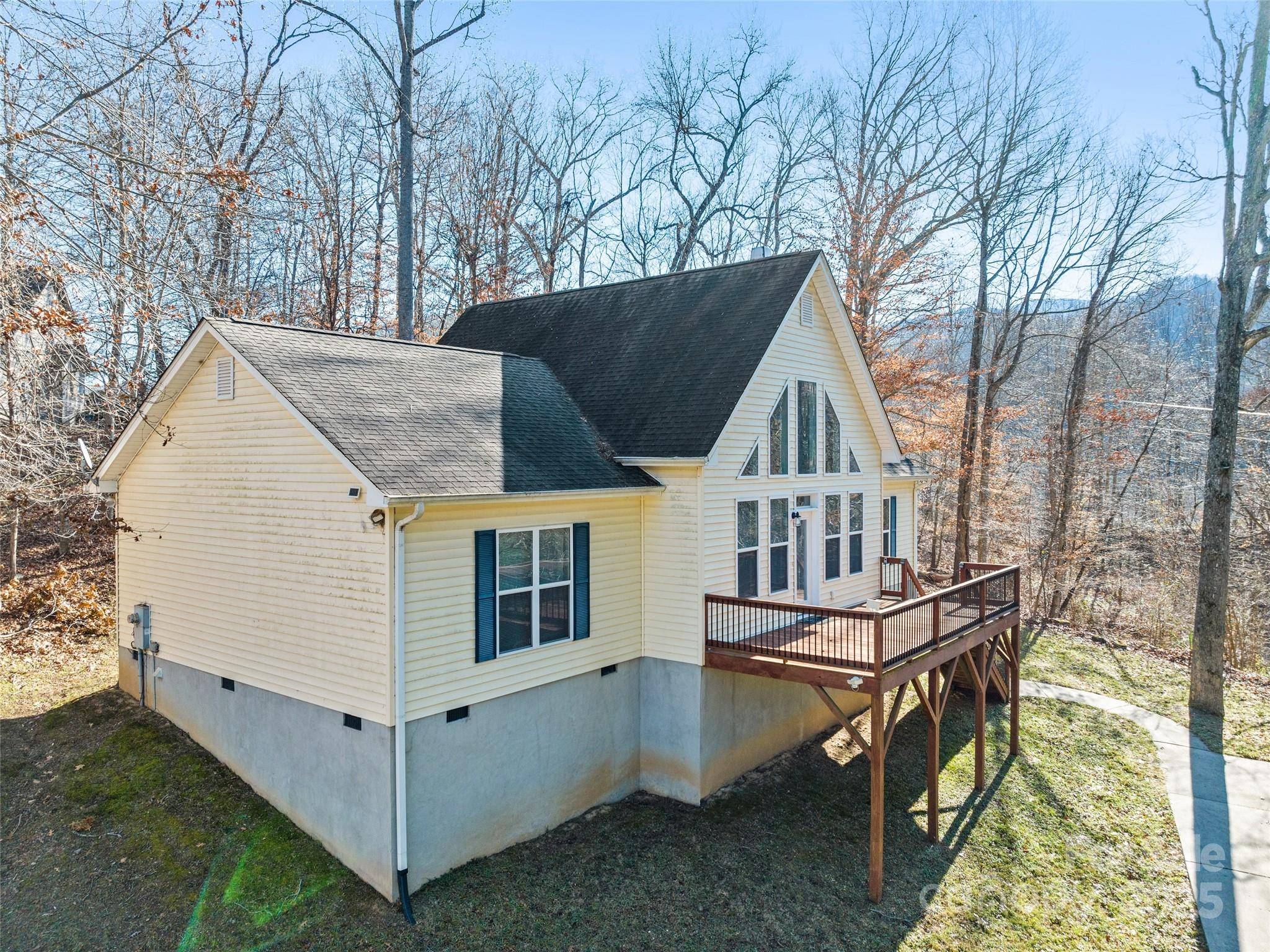 36 Last Coyote TRL, Canton, NC 28716