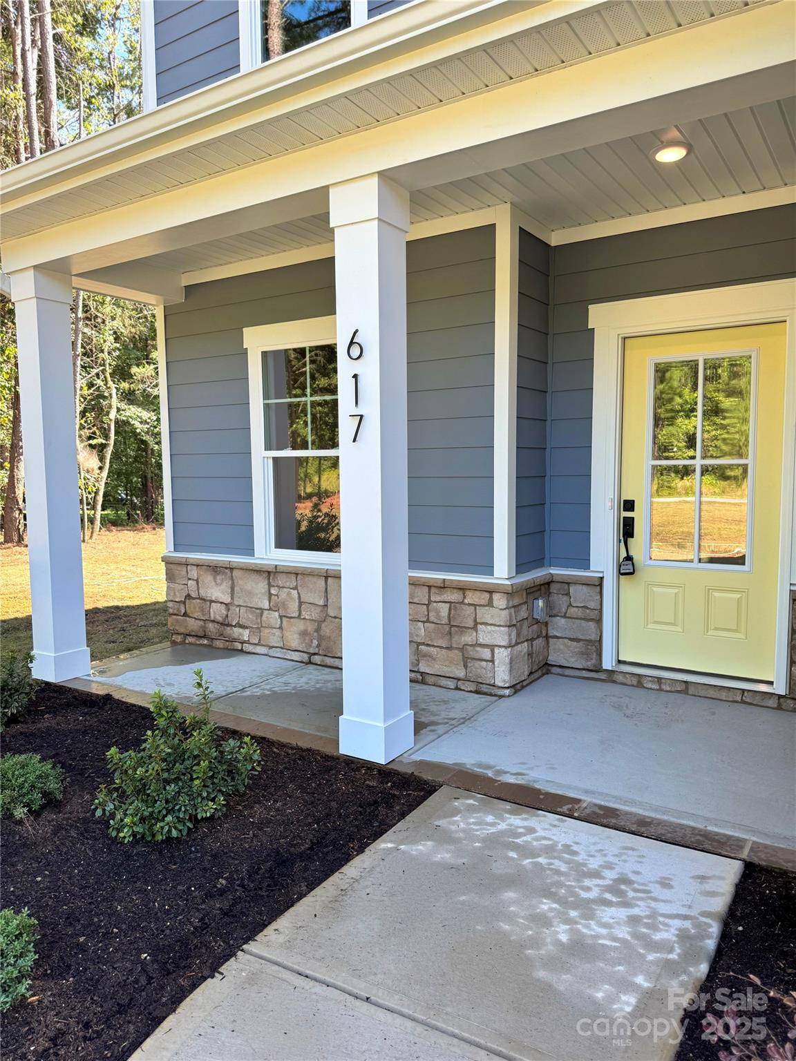 617 Autumnlight DR, Salisbury, NC 28147
