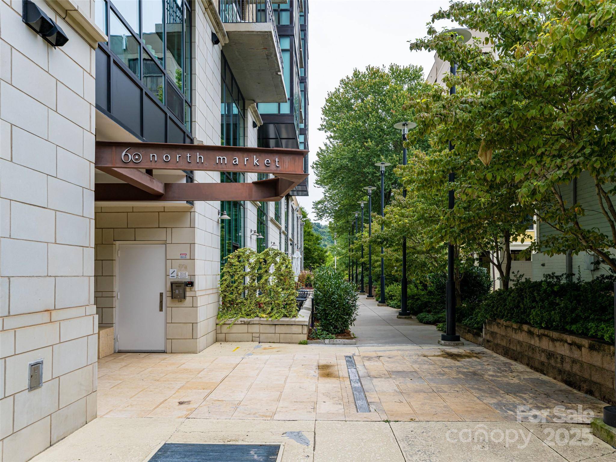 60 N Market ST #402, Asheville, NC 28801