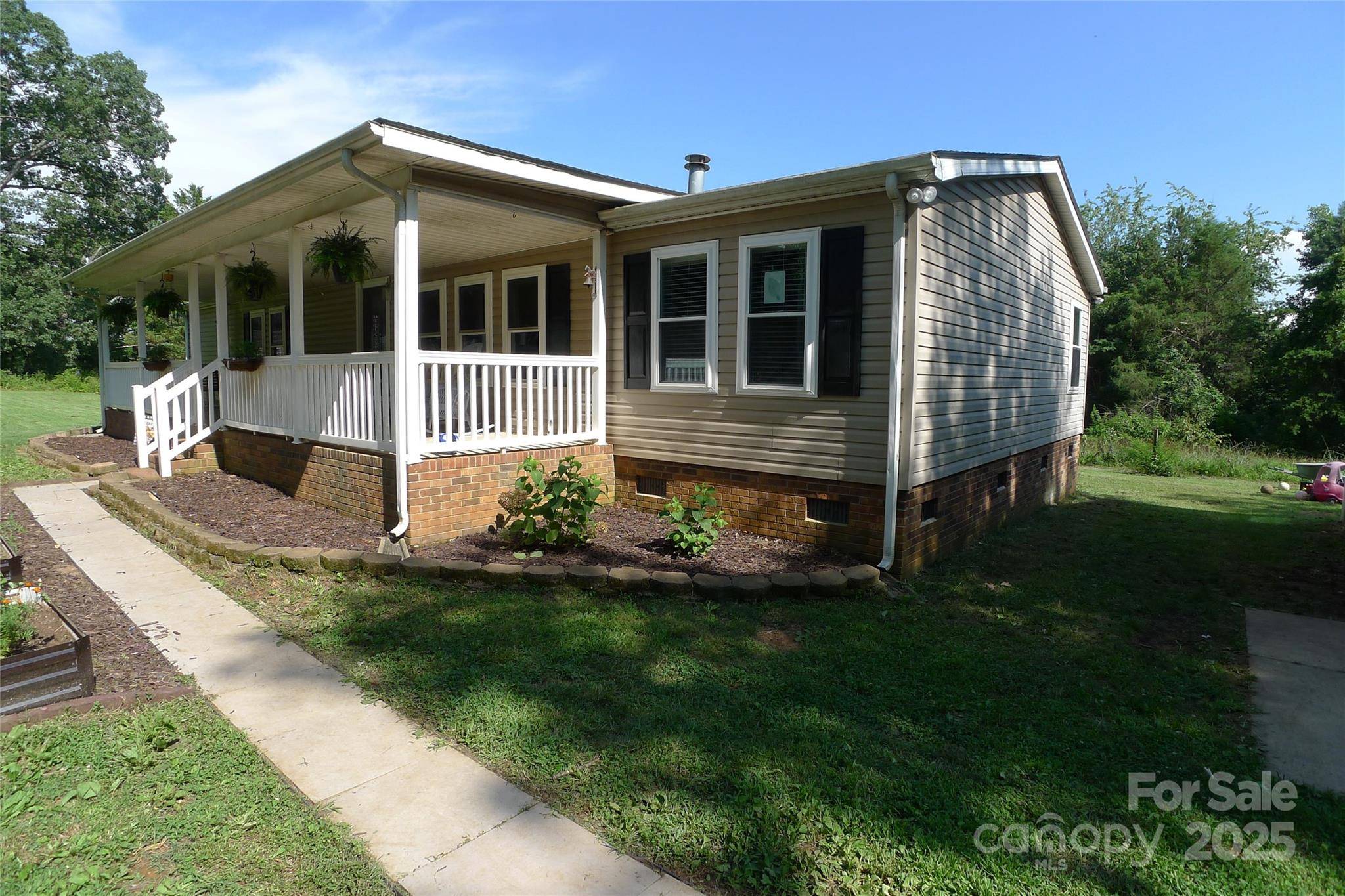 145 Abigail TRL #18, Ararat, NC 27007
