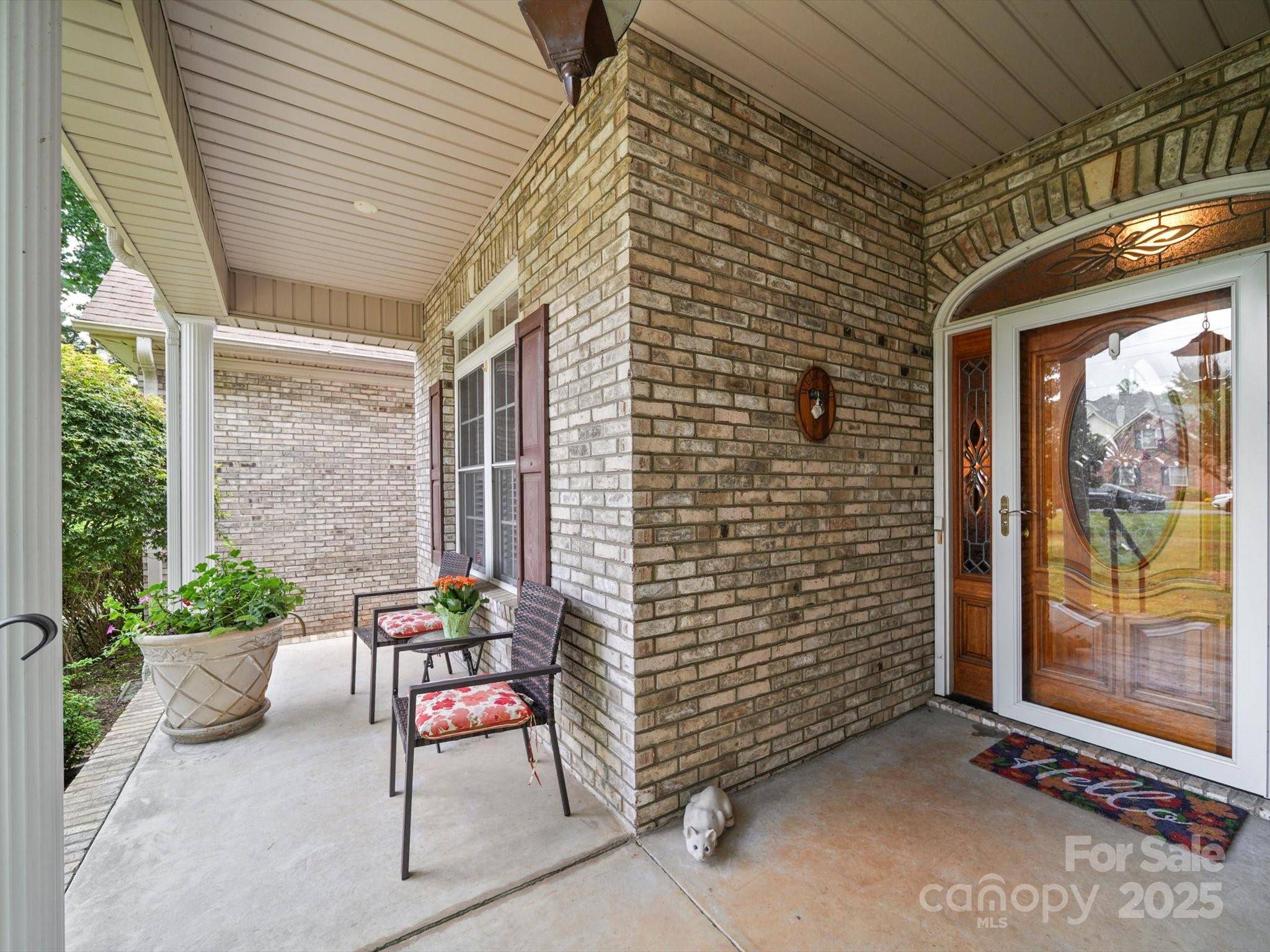 208 Catawba Crest LN, Clover, SC 29710