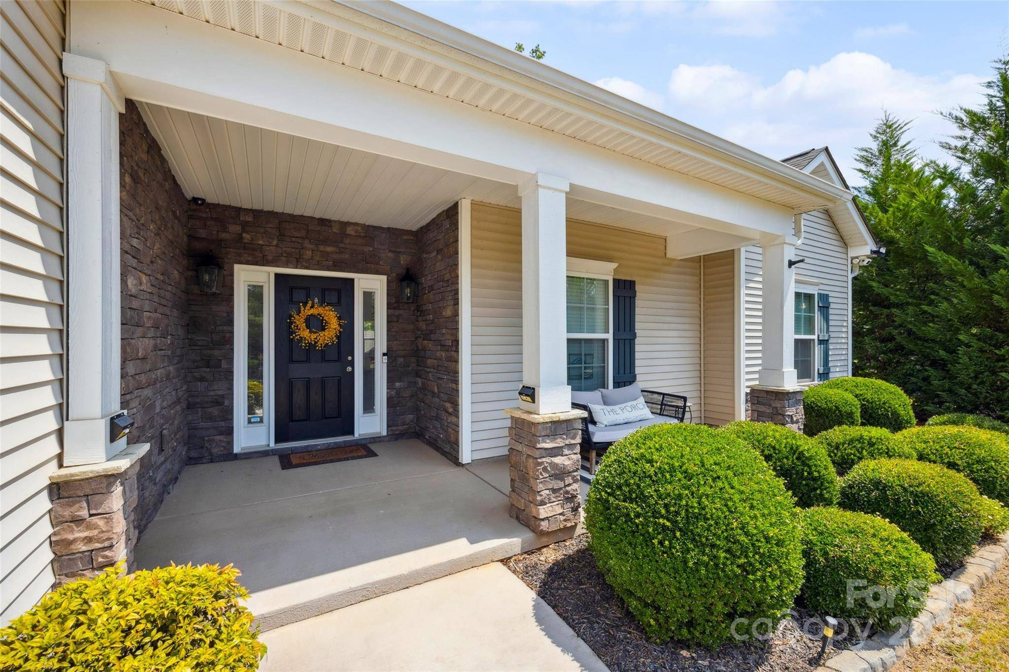 2202 Gatwick CIR, Belmont, NC 28012