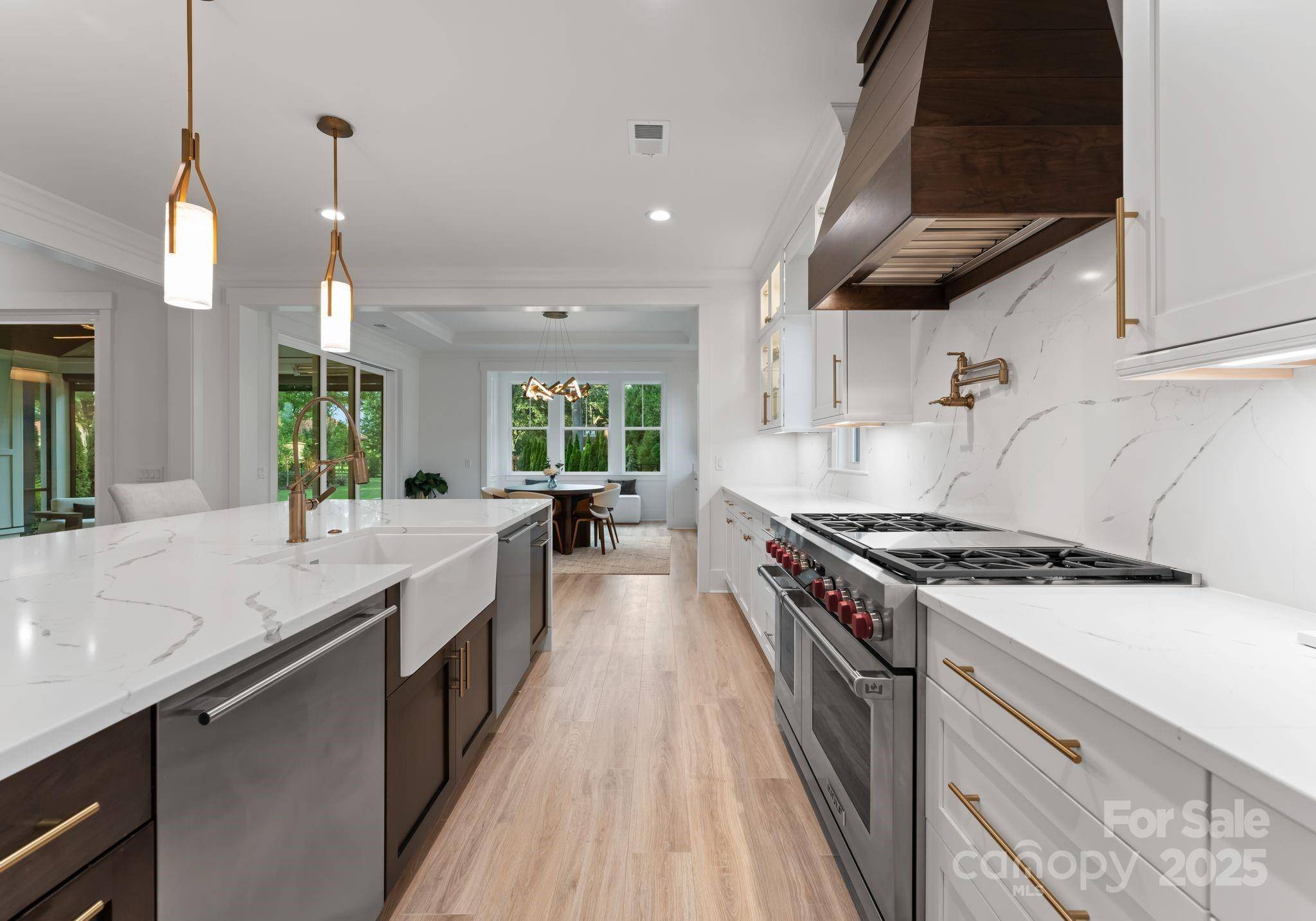 16112 Terry LN, Huntersville, NC 28078
