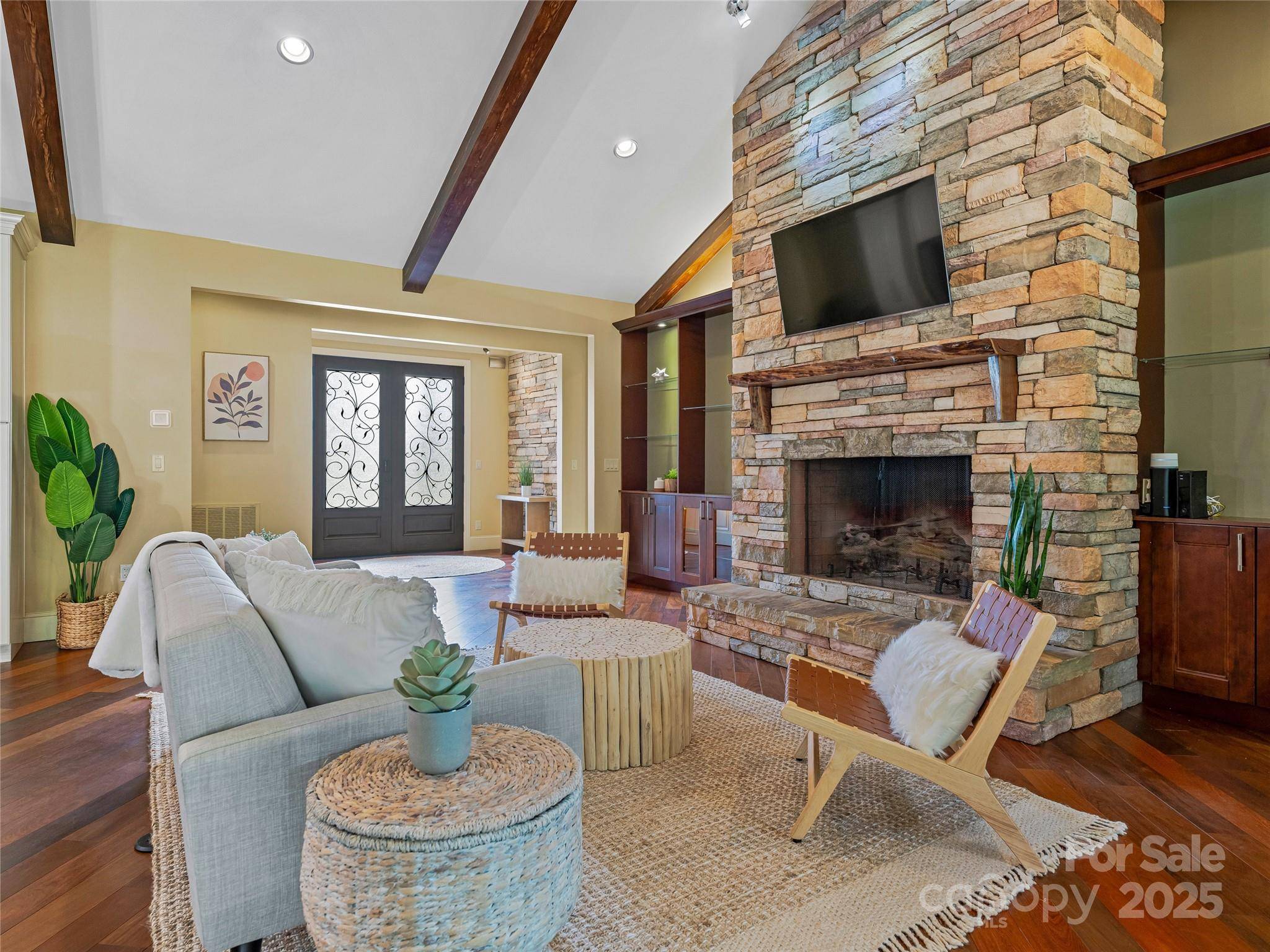 88 Ledgestone DR, Fairview, NC 28730
