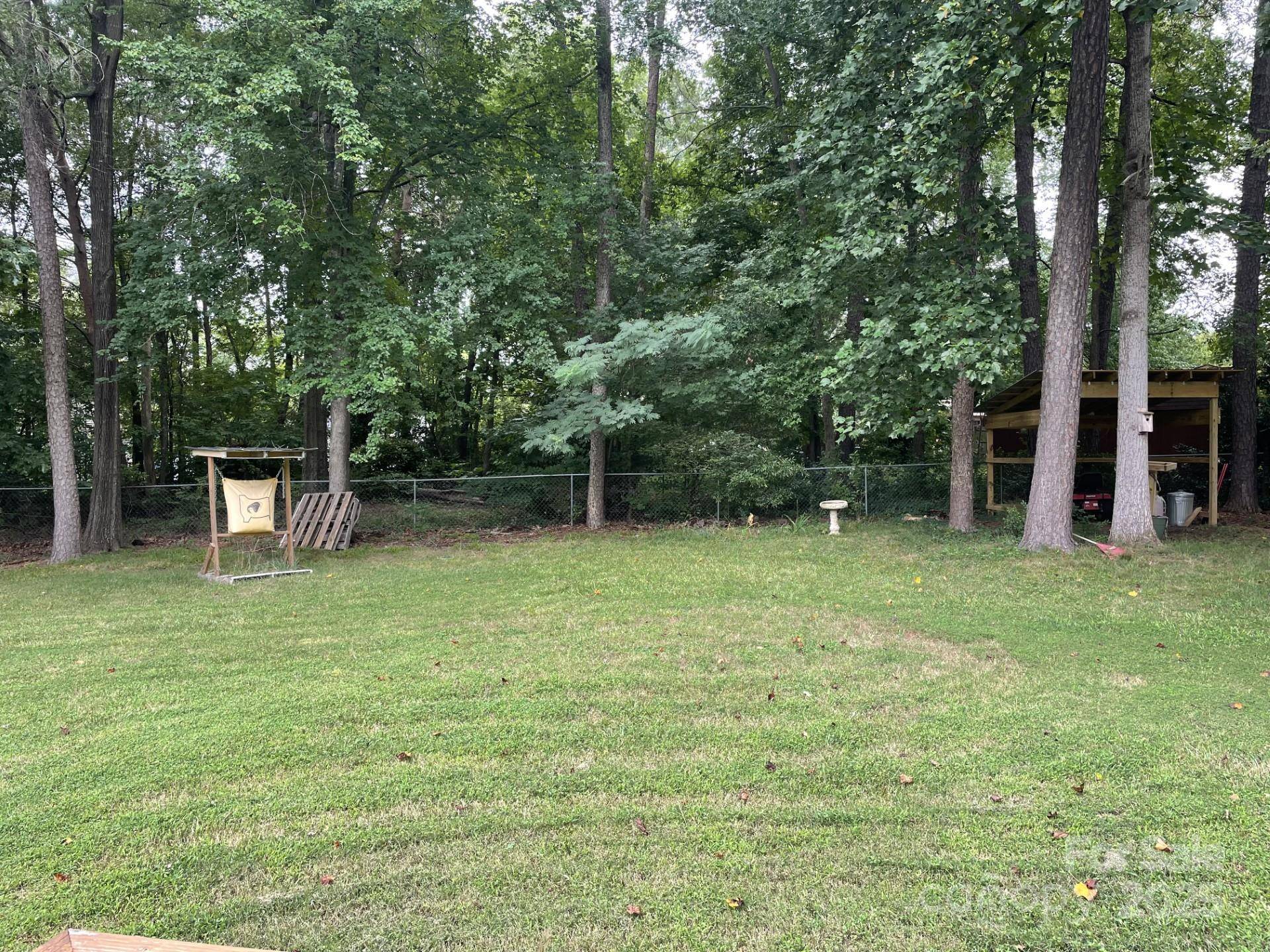 522 Dogwood CIR, Rockwell, NC 28138