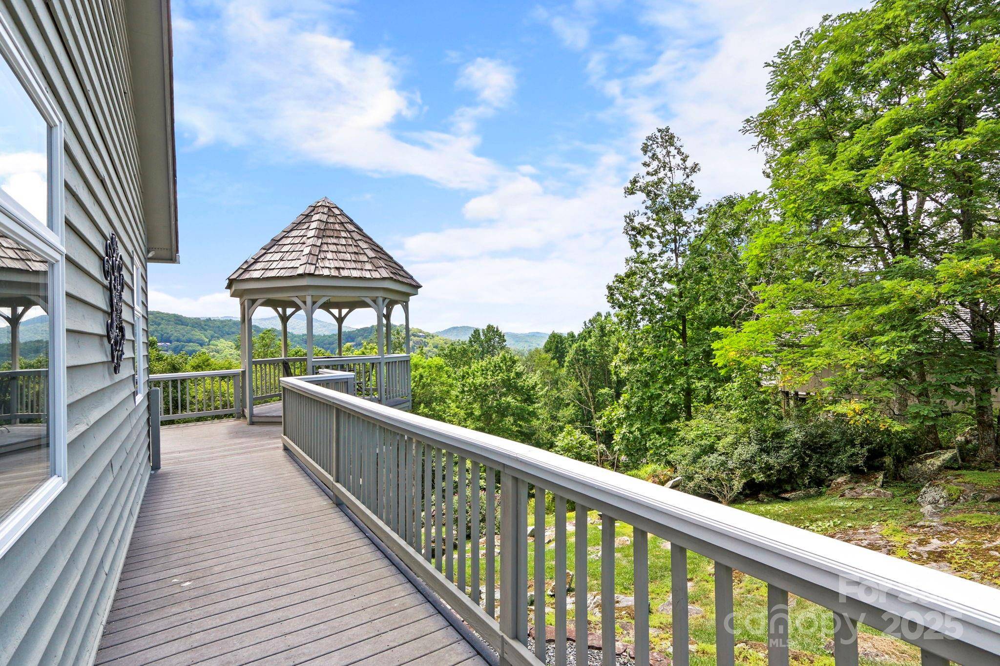 1860 Hickory None, Boone, NC 28607