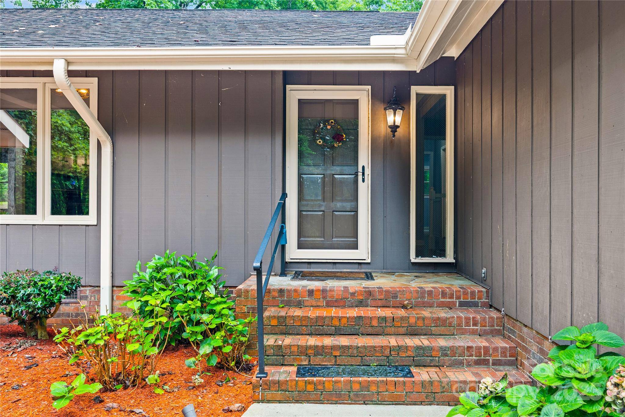 912 Pineview Lakes RD, Chester, SC 29706
