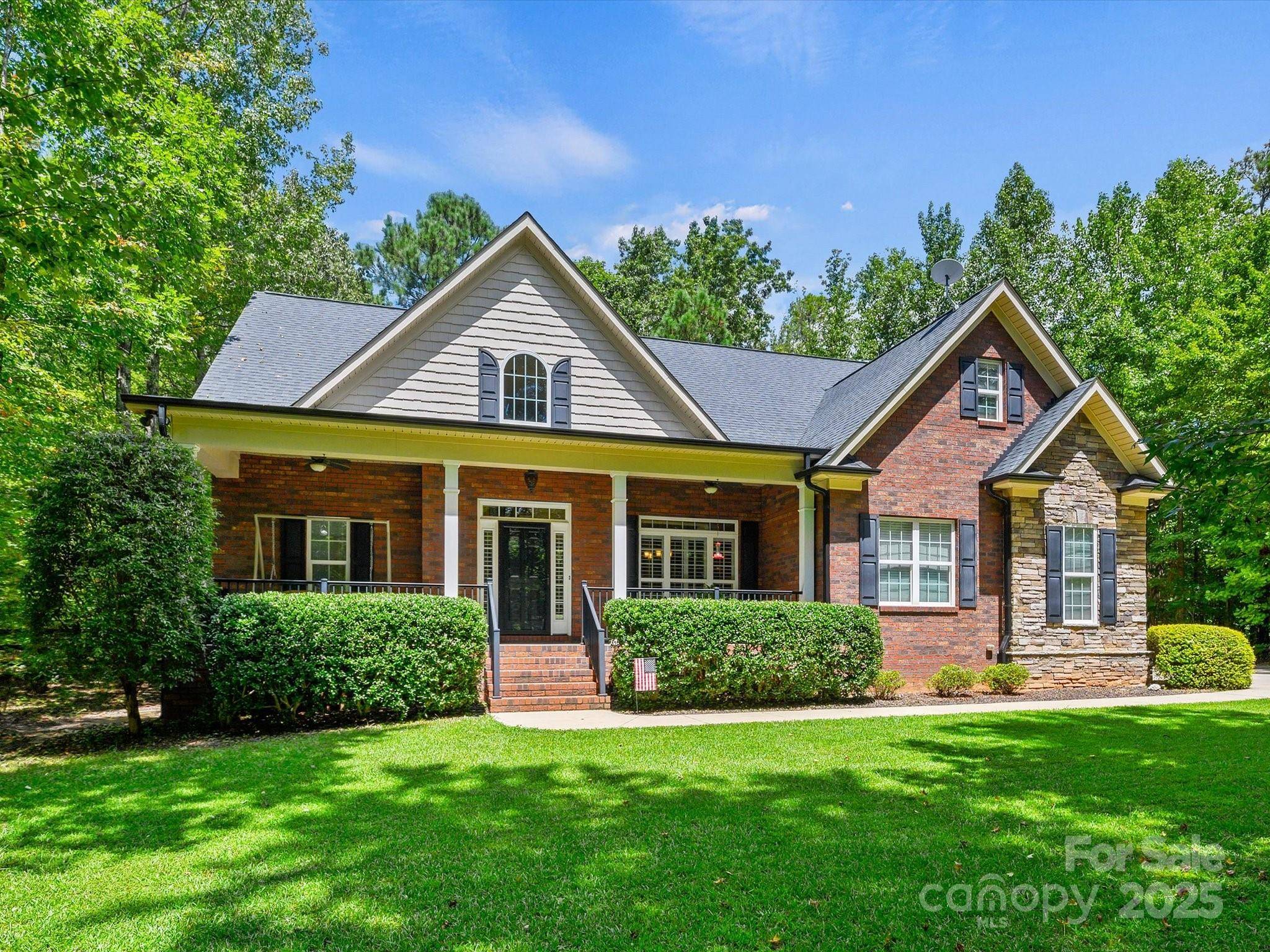 8109 Cane Pointe LN, Waxhaw, NC 28173