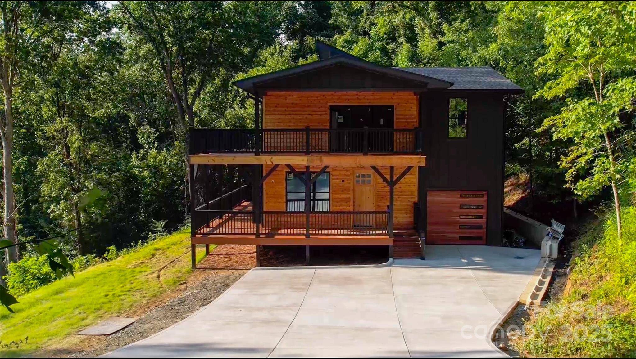 324 Blake DR, Canton, NC 28716