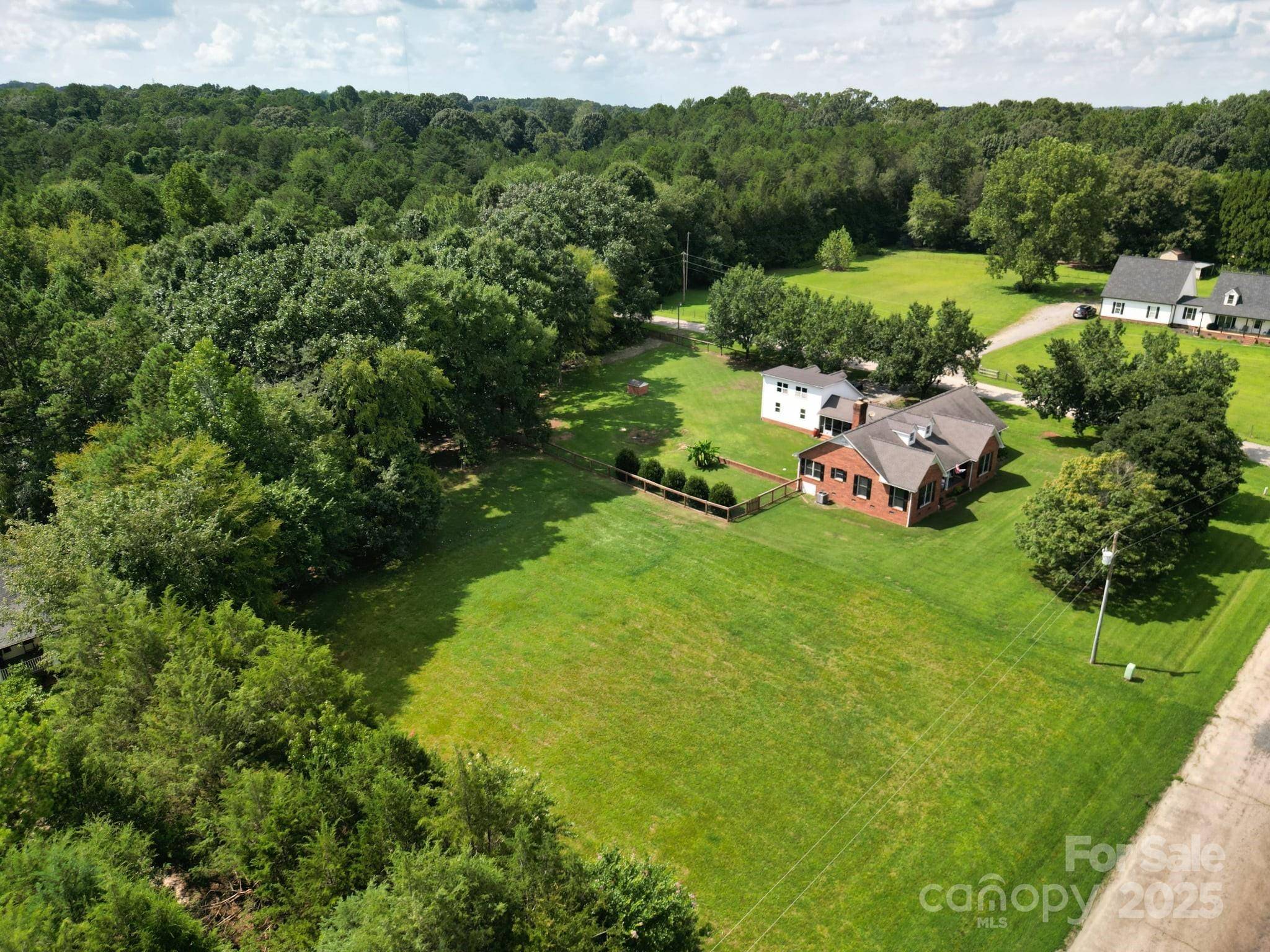 9755 Autumn CIR, Davidson, NC 28036