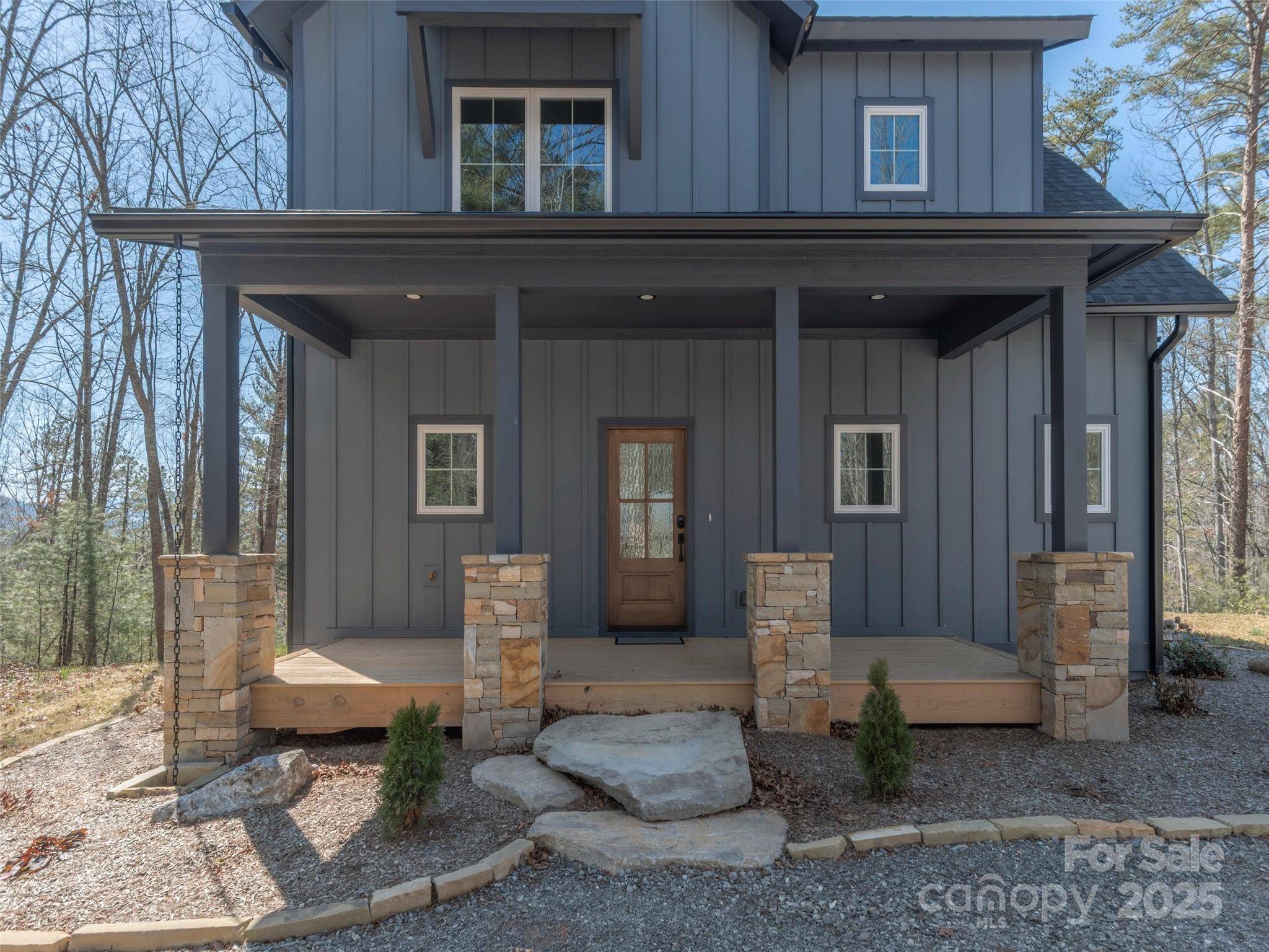 410 Dream Valley DR, Clyde, NC 28721