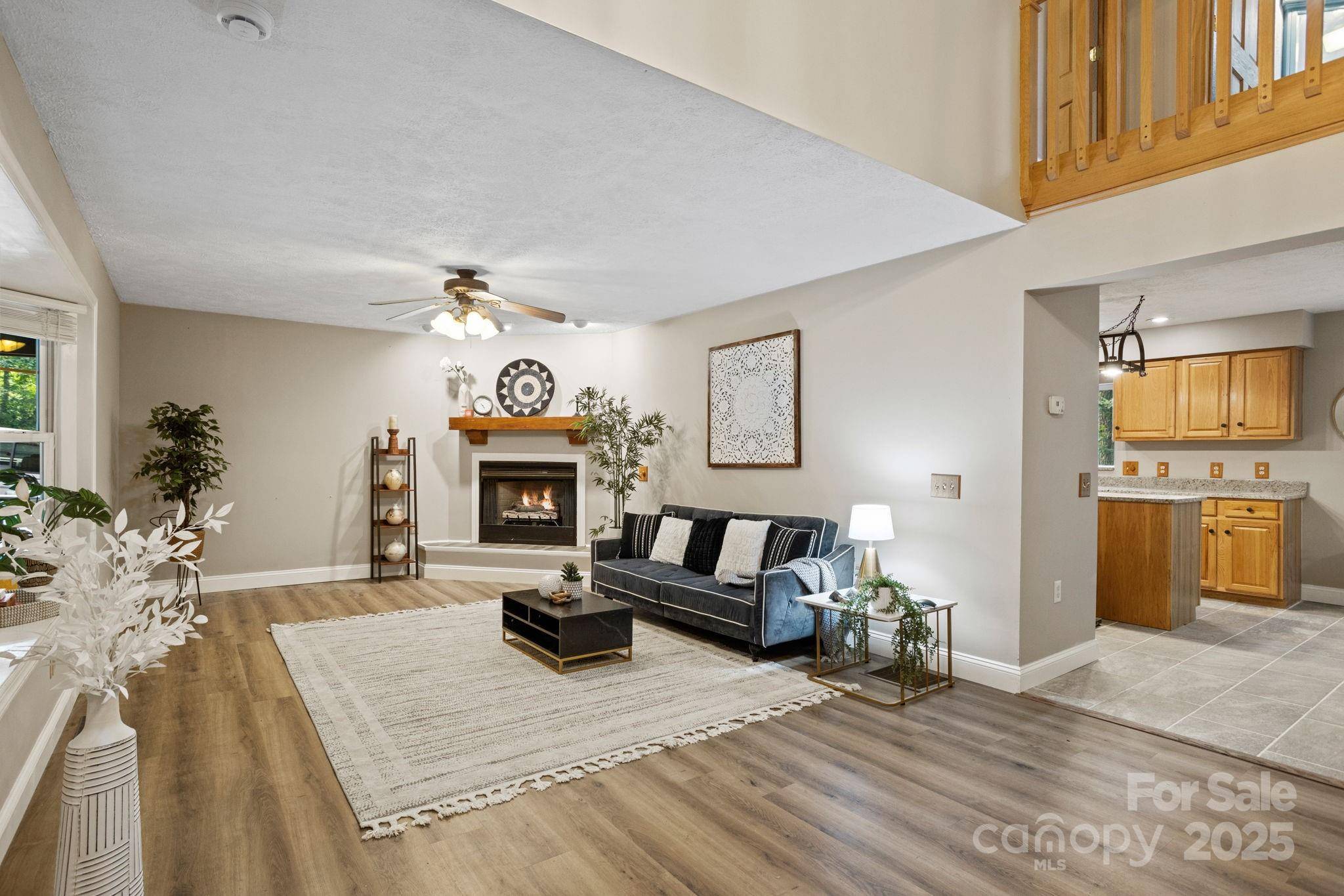 55 Vintage RD, Candler, NC 28715