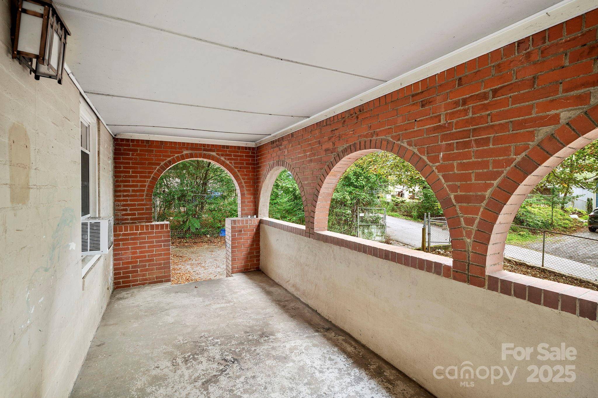 50 Main ST, Asheville, NC 28803