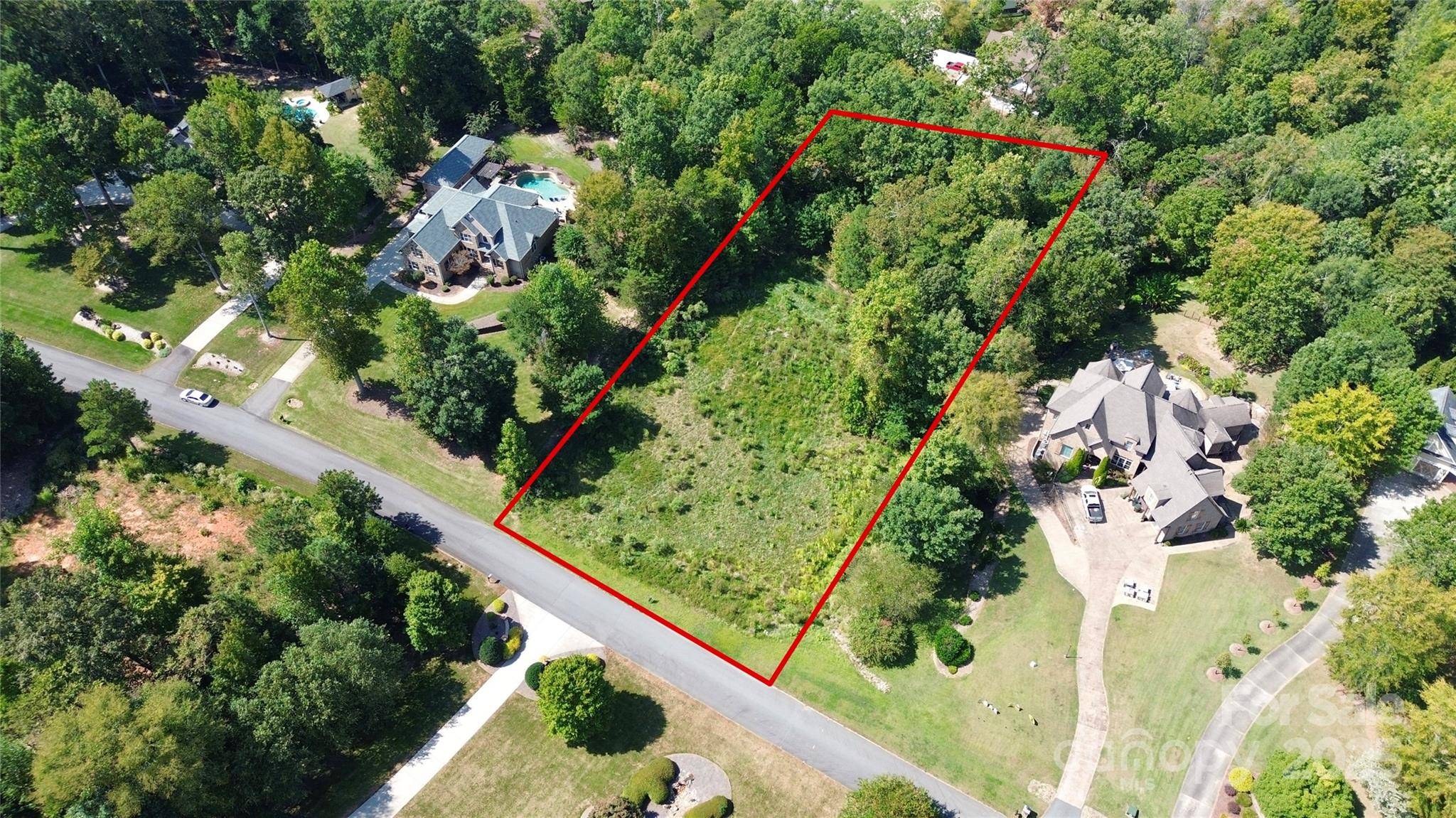 733 Cooks Cove RDG #20, Clover, SC 29710