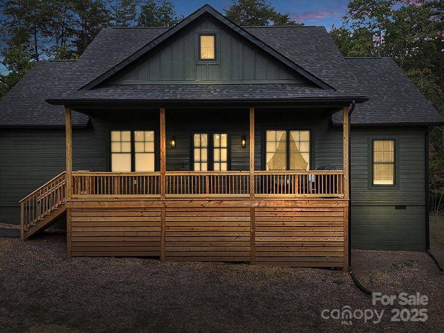 583 Dublin LN, Columbus, NC 28722