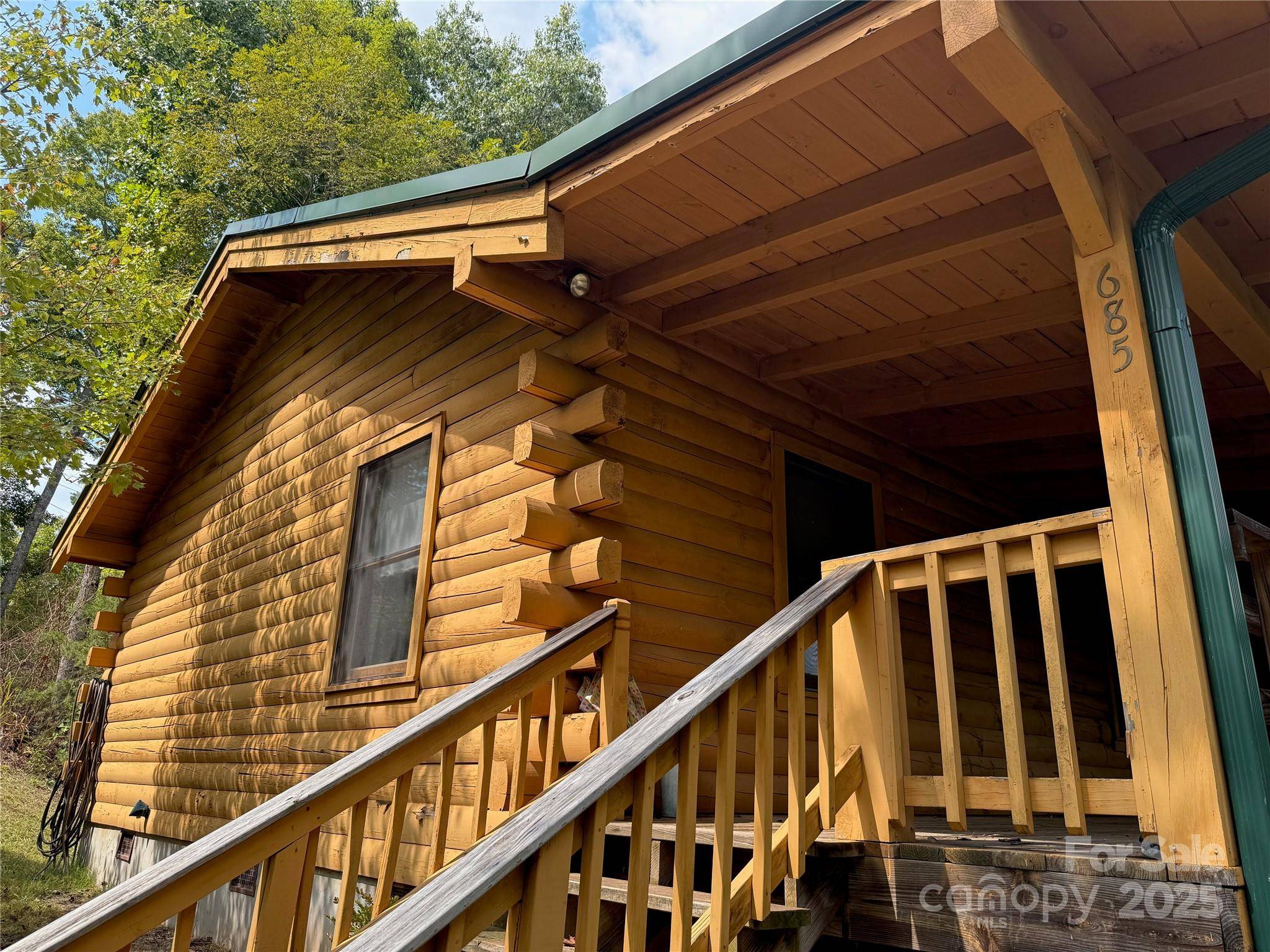 685 Possum Holler HOLW, Bryson City, NC 28713