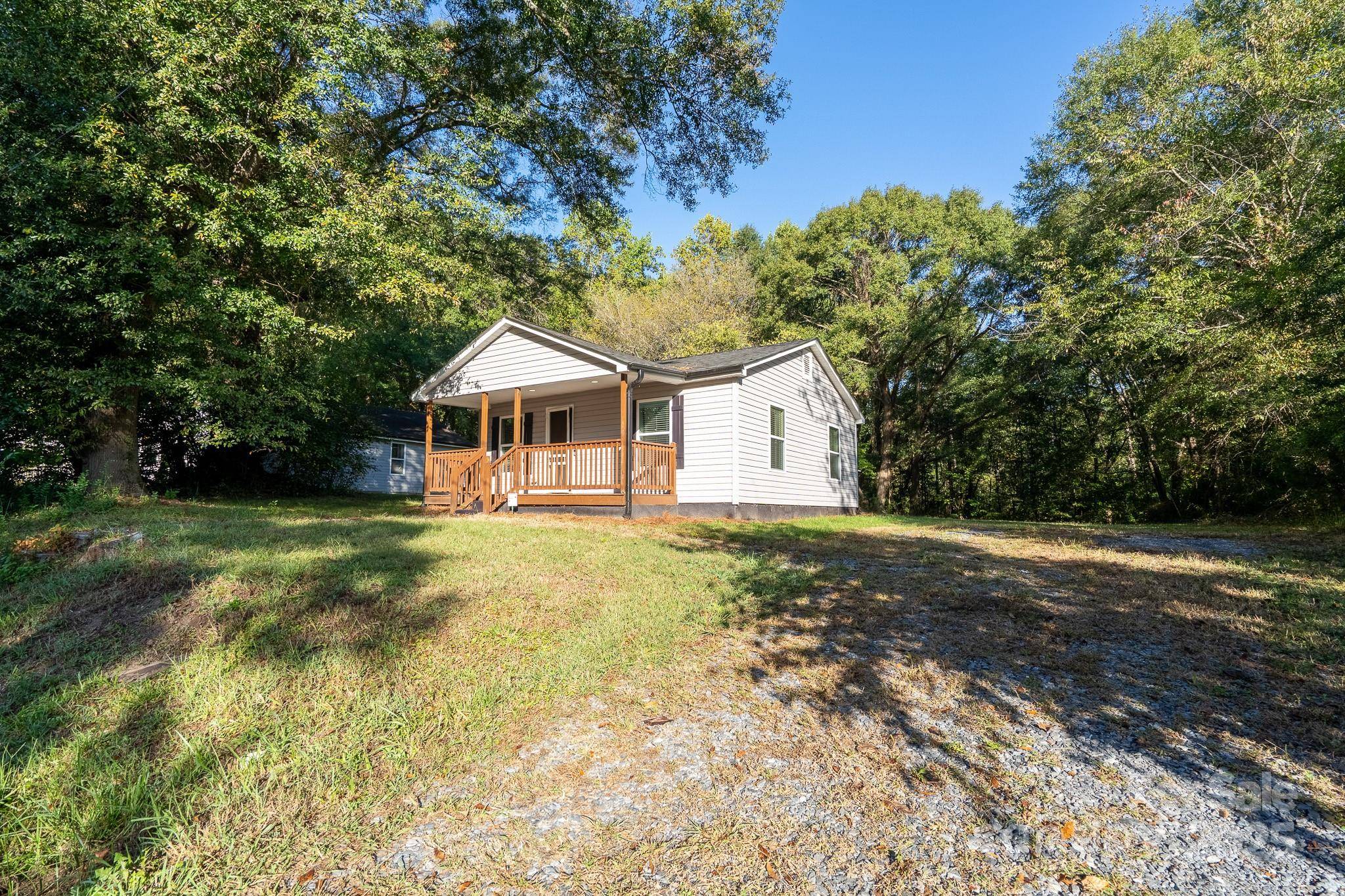 1341 Essex ST, Gastonia, NC 28052