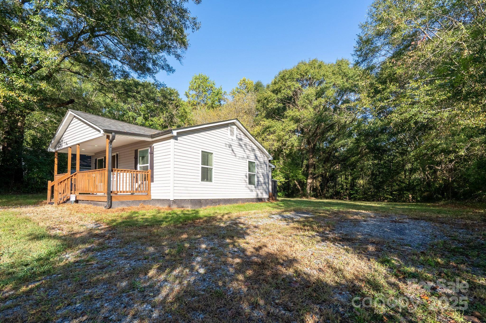 1341 Essex ST, Gastonia, NC 28052