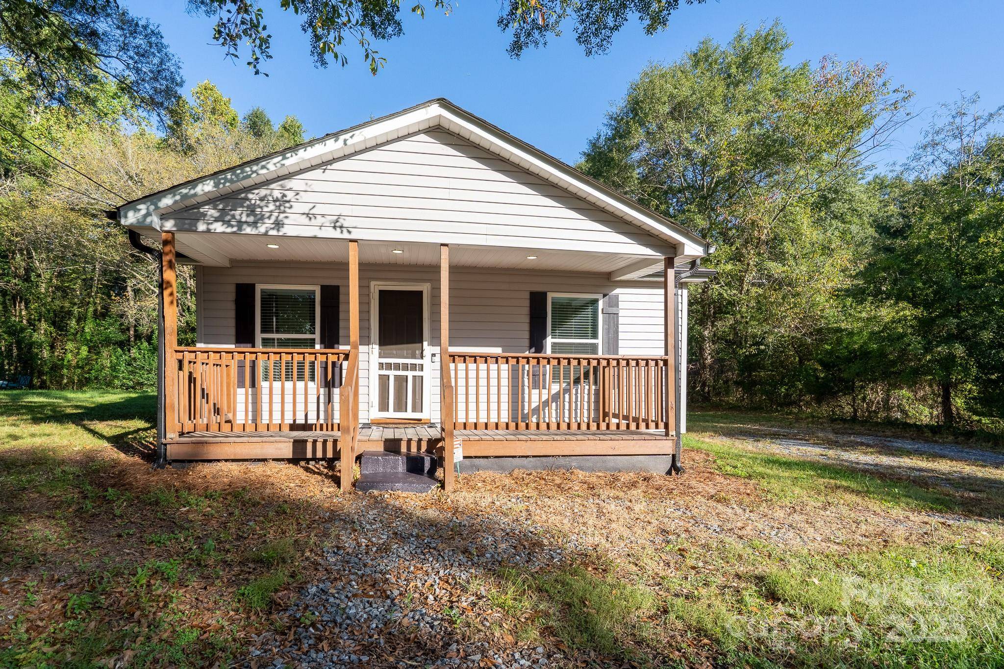 1341 Essex ST, Gastonia, NC 28052