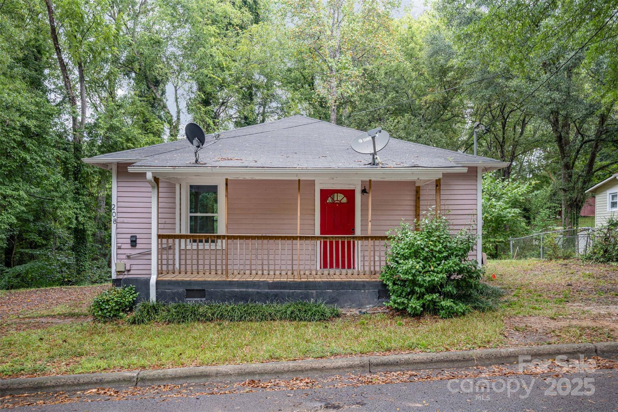 208 Forest ST, Clover, SC 29710