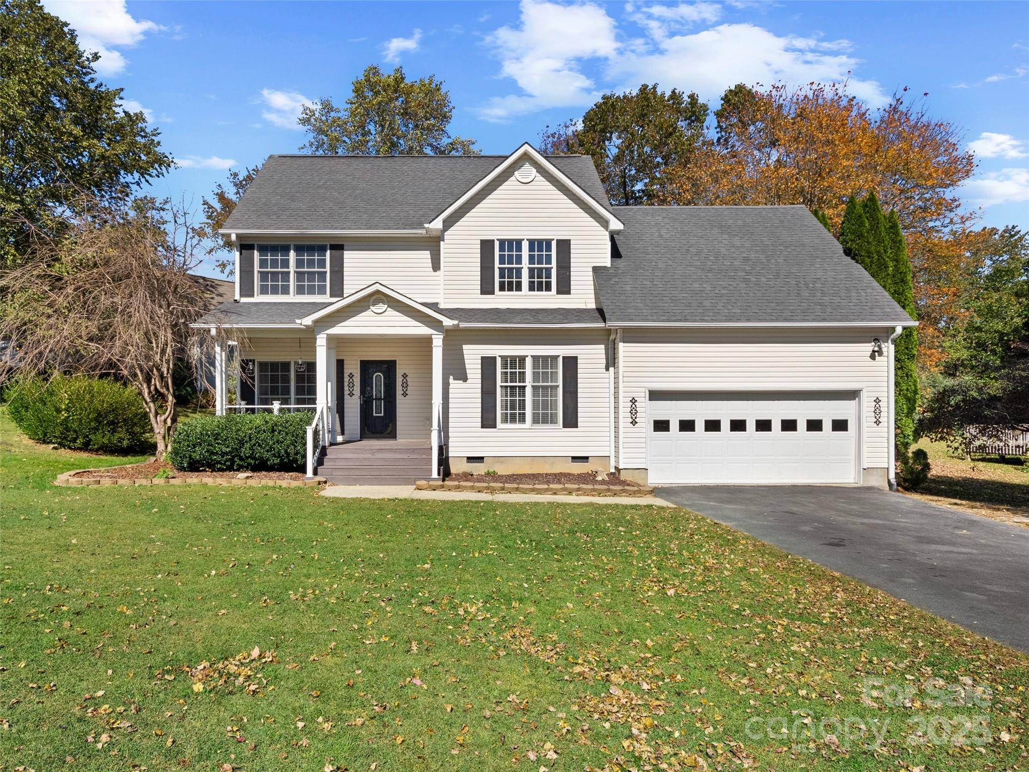 12 Eden Glen RD, Black Mountain, NC 28711