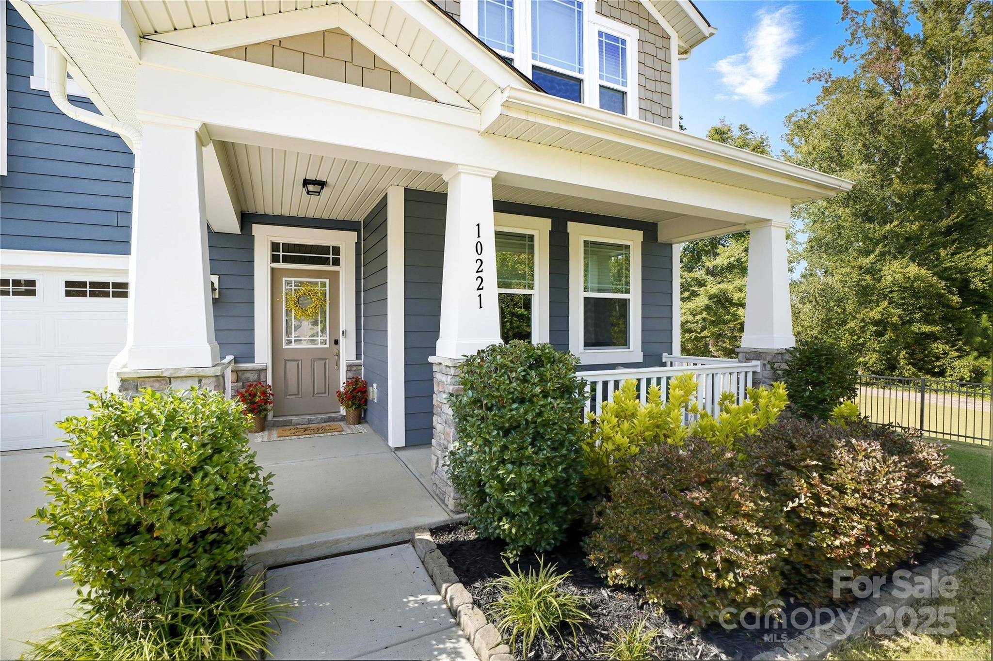 10221 Bluejack Oak CT, Huntersville, NC 28078