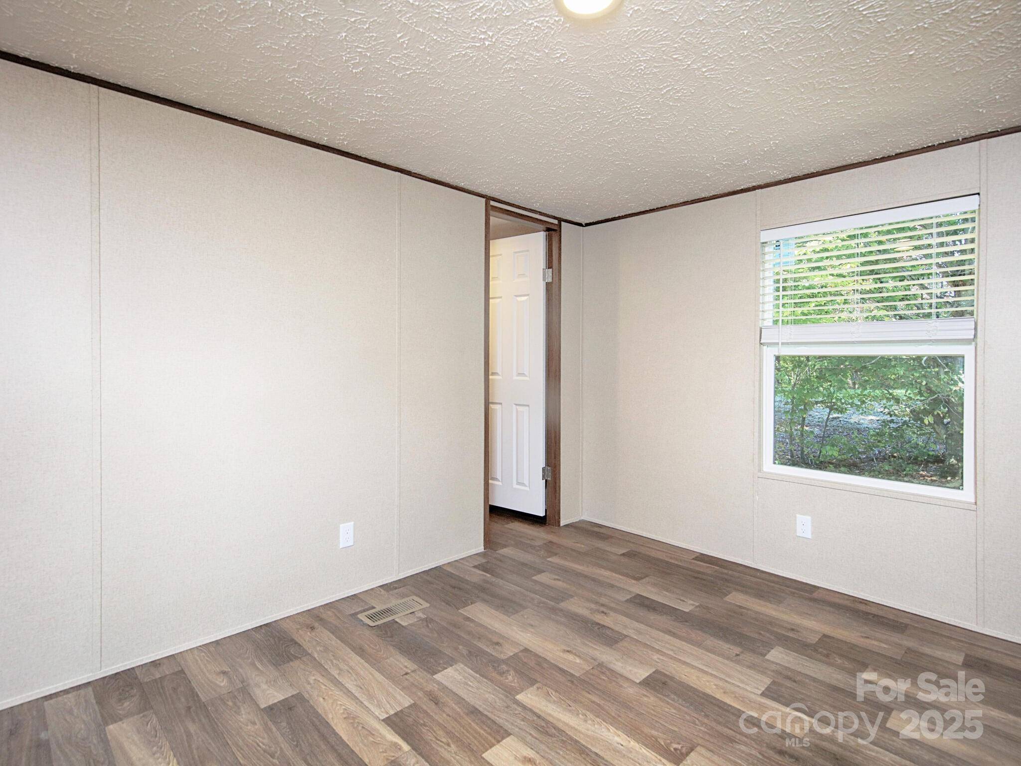 8027 Rowe ST, Catawba, NC 28609