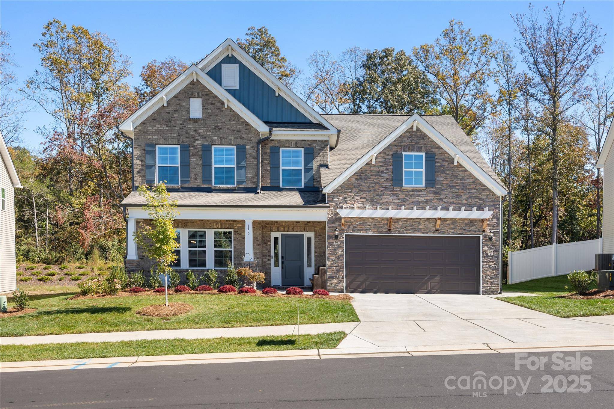 180 Moravian CT, Advance, NC 27006