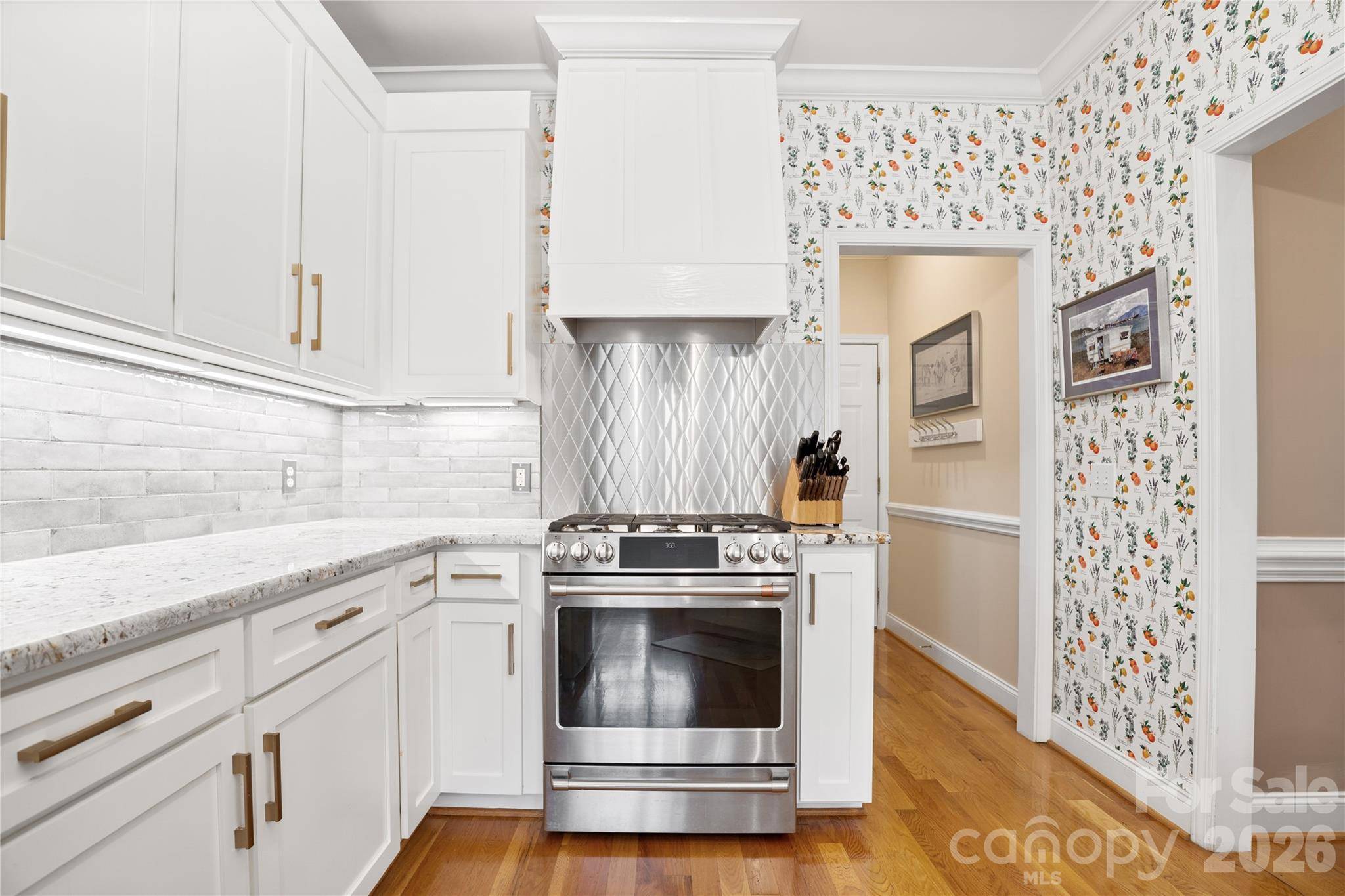 811 4th ST NE, Conover, NC 28613