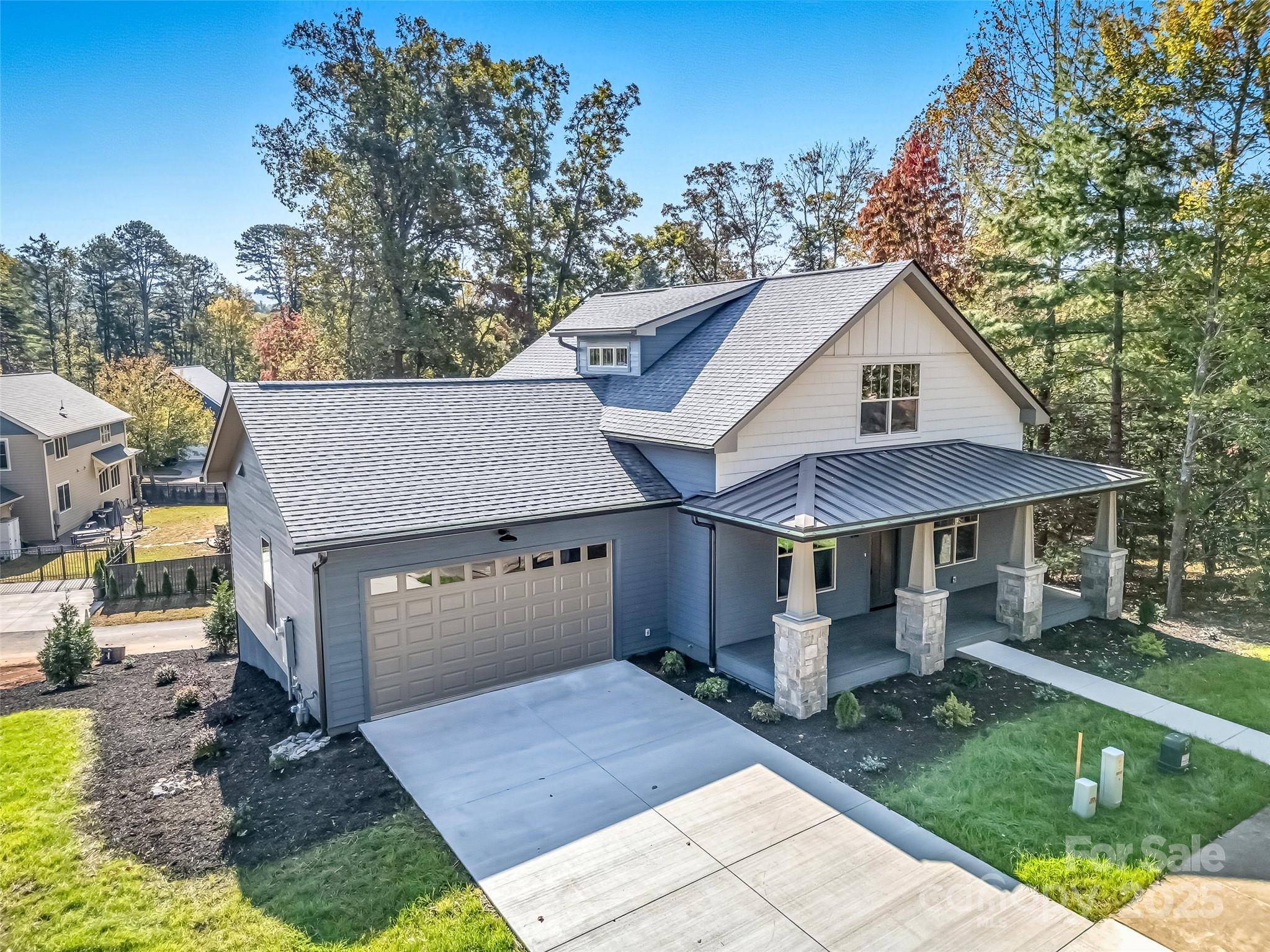 218 Cadence CIR, Brevard, NC 28712