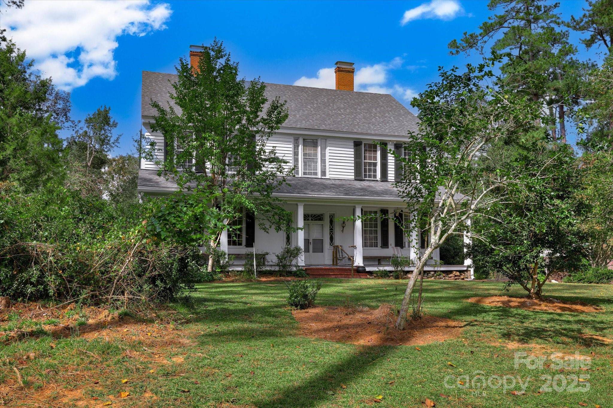 621 Meeting RD, Edgefield, SC 29824