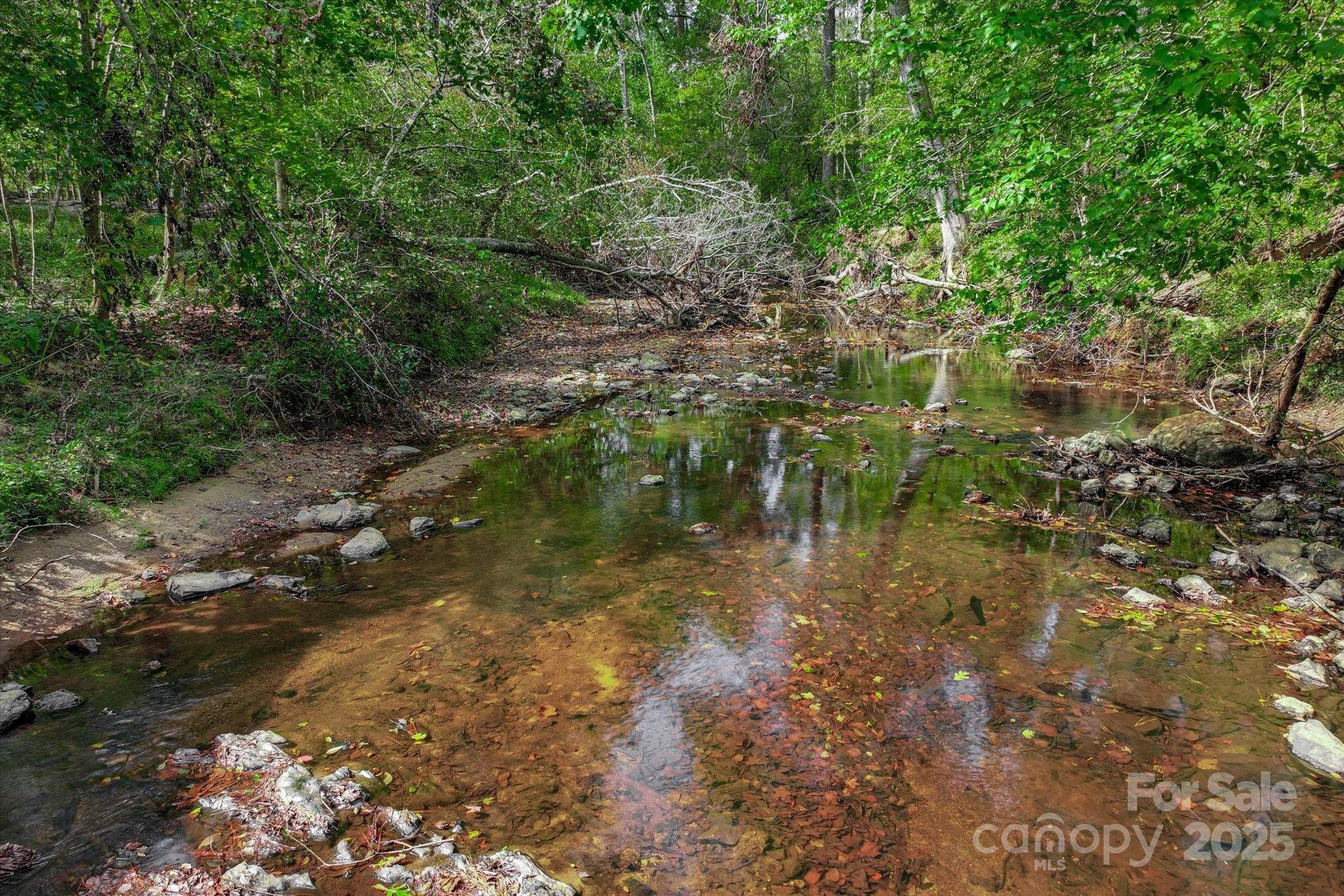 621 Meeting RD, Edgefield, SC 29824