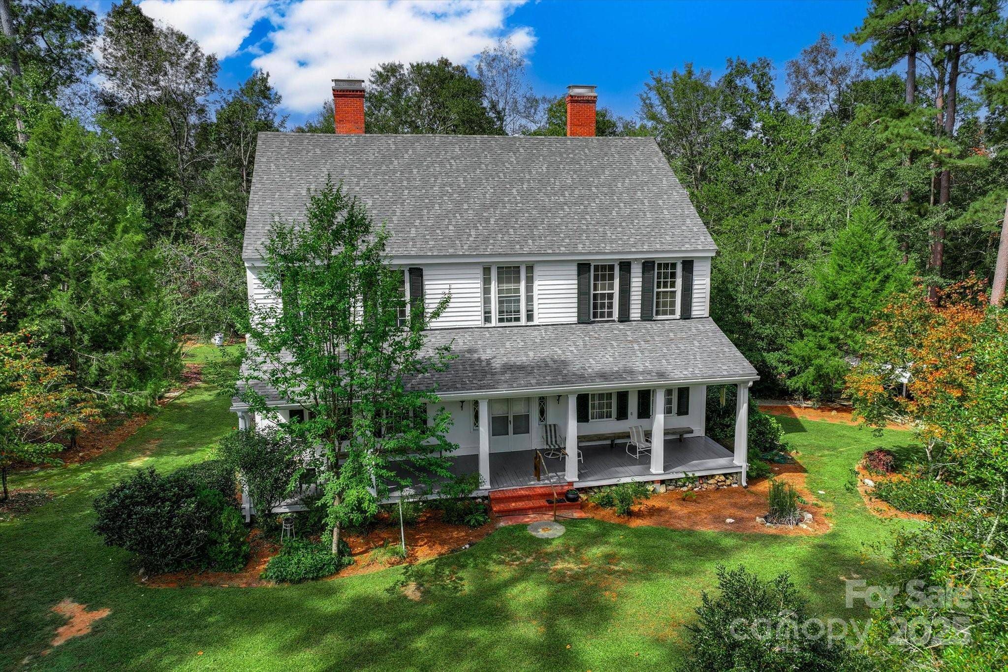 621 Meeting RD, Edgefield, SC 29824
