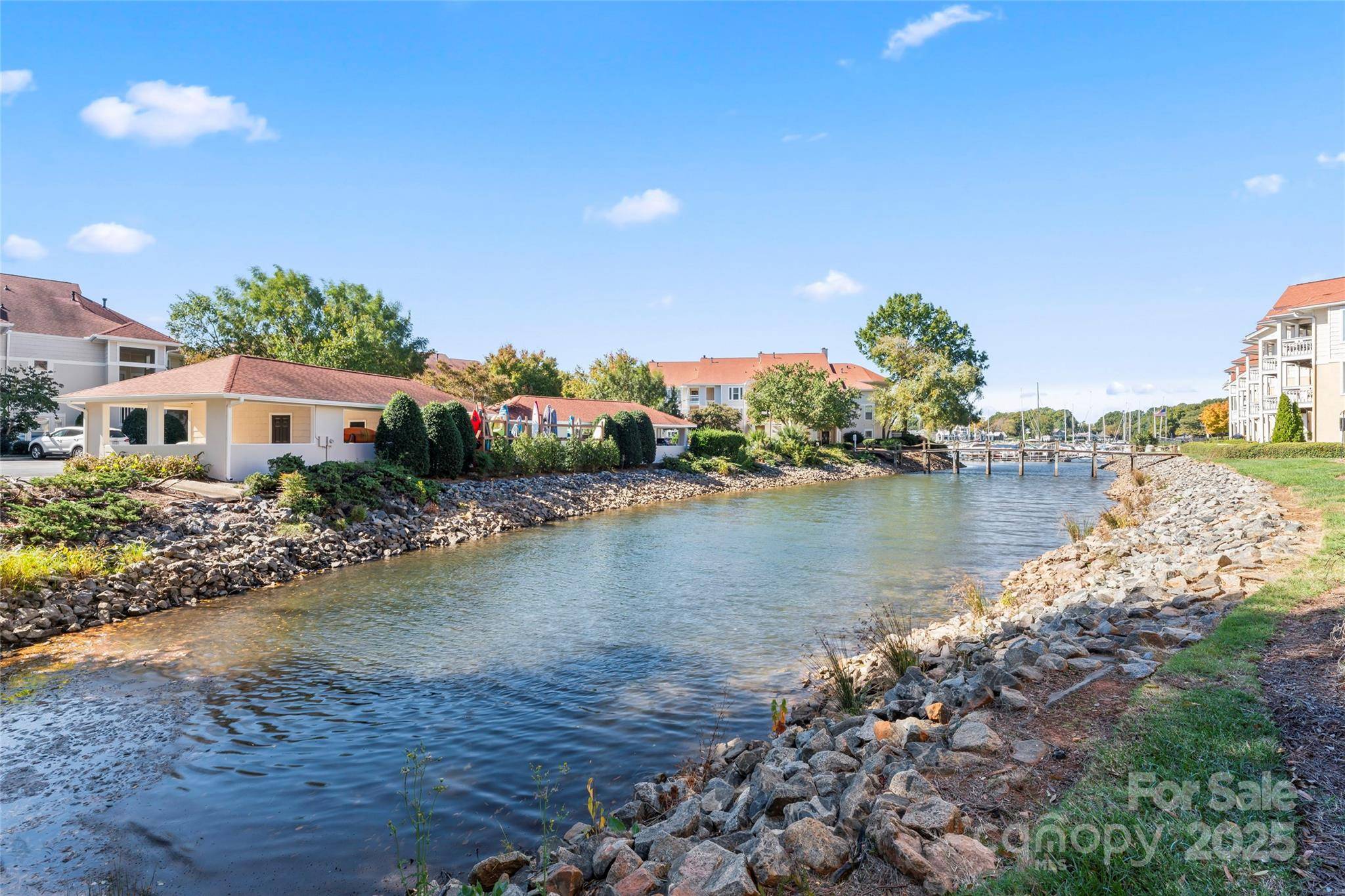 18009 Kings Point DR #M, Cornelius, NC 28031