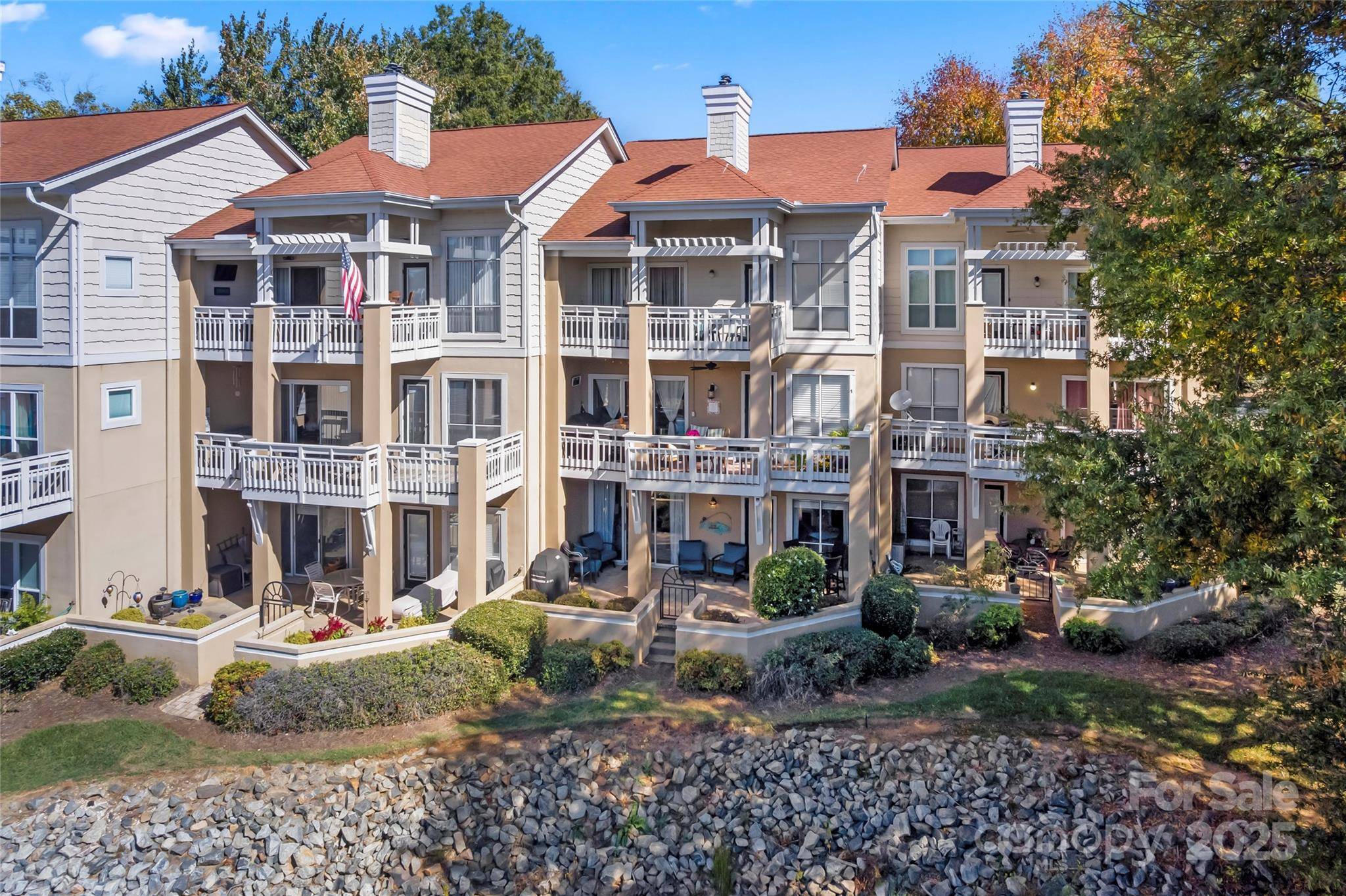 18009 Kings Point DR #M, Cornelius, NC 28031