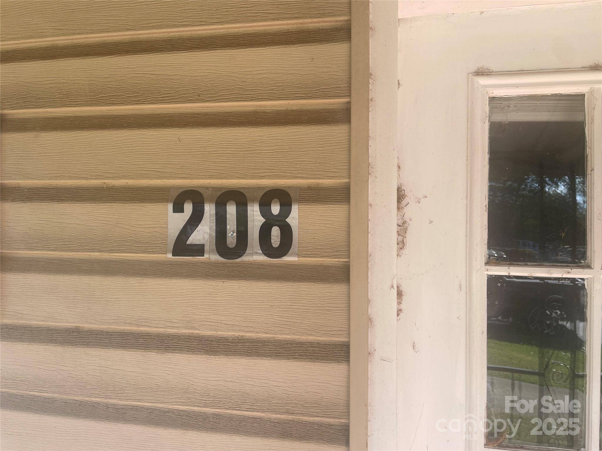 208 Virginia AVE W, Bessemer City, NC 28016