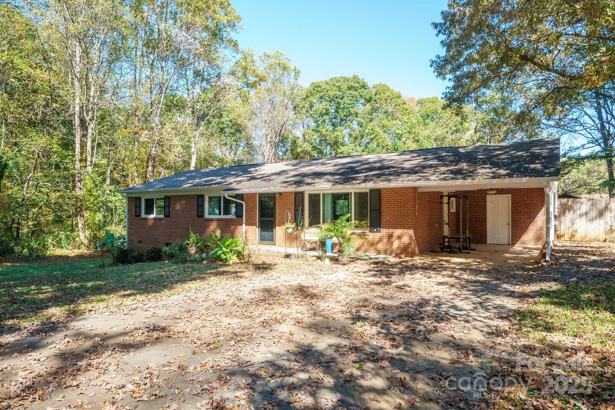 3514 Merry Oaks LN, Dallas, NC 28034