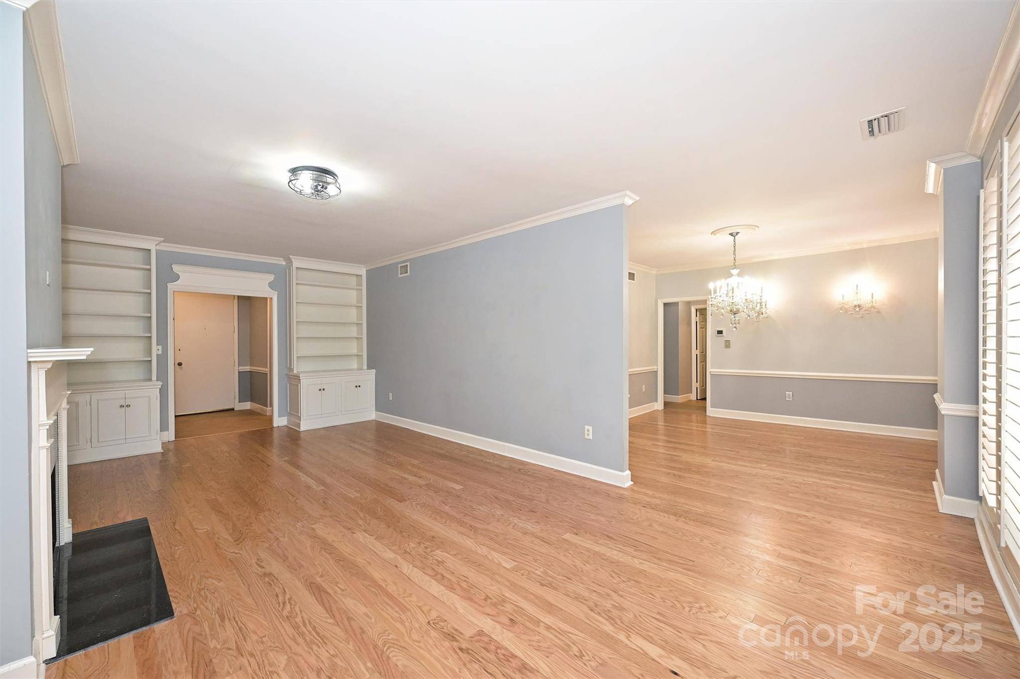 924 Cherokee RD, Charlotte, NC 28207