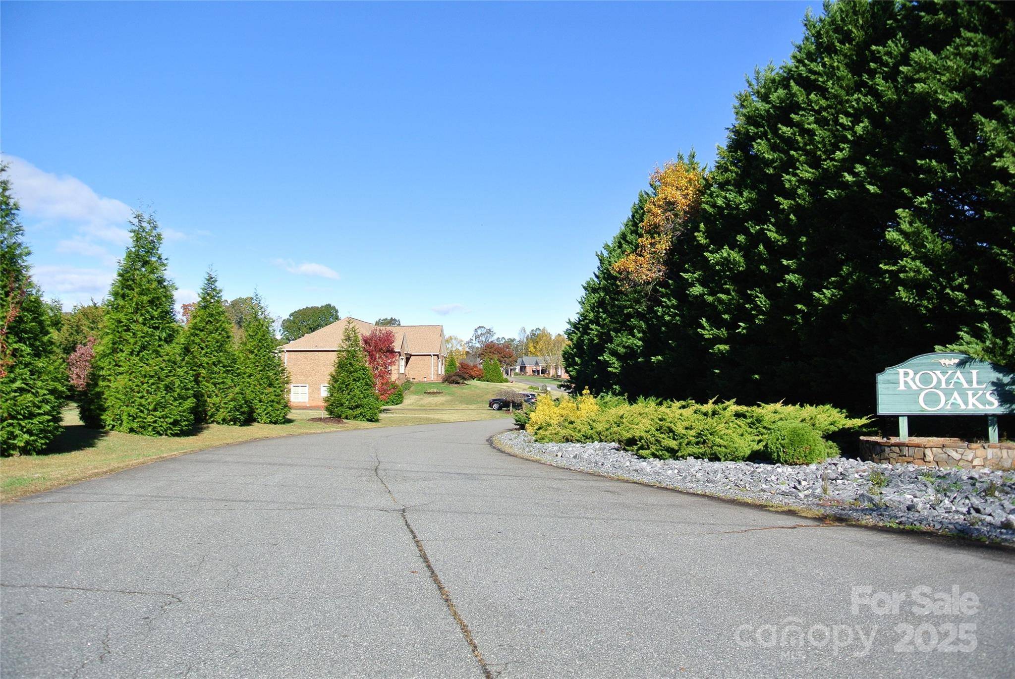 153 Kensington DR, Forest City, NC 28043