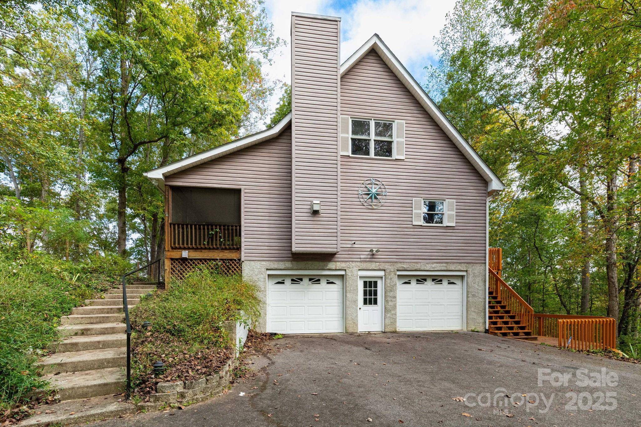 114 Courtney LN, Candler, NC 28715